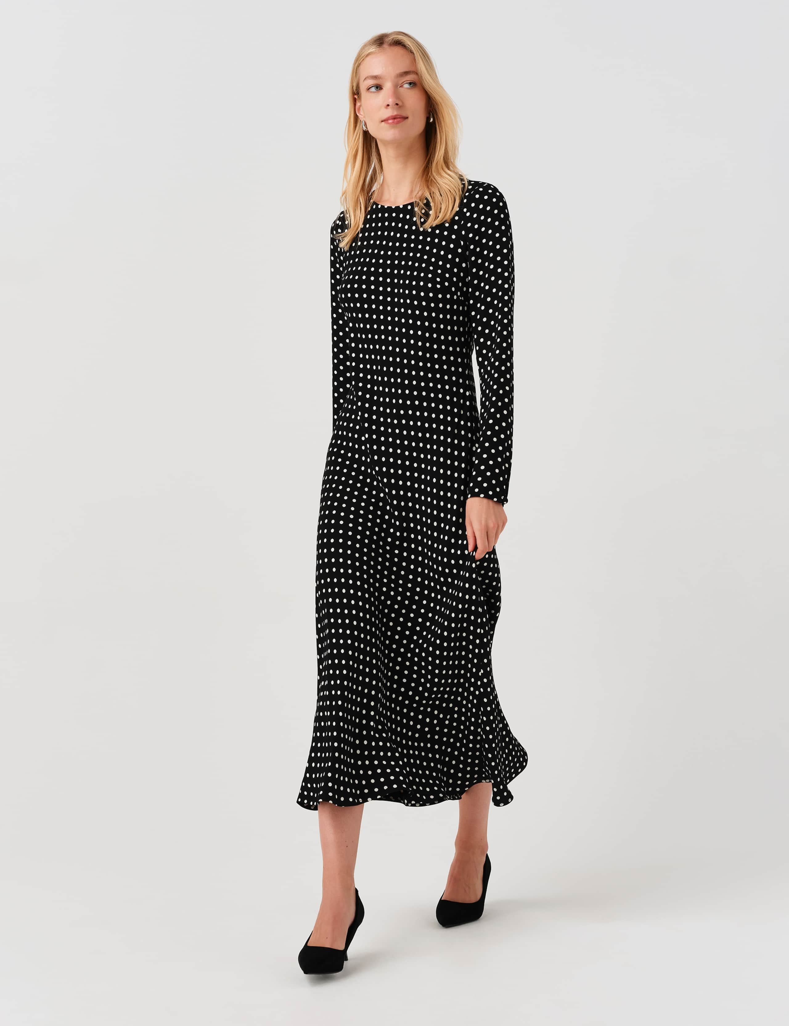 Polka Dot Round Neck Midi Waisted Dress 6 of 9