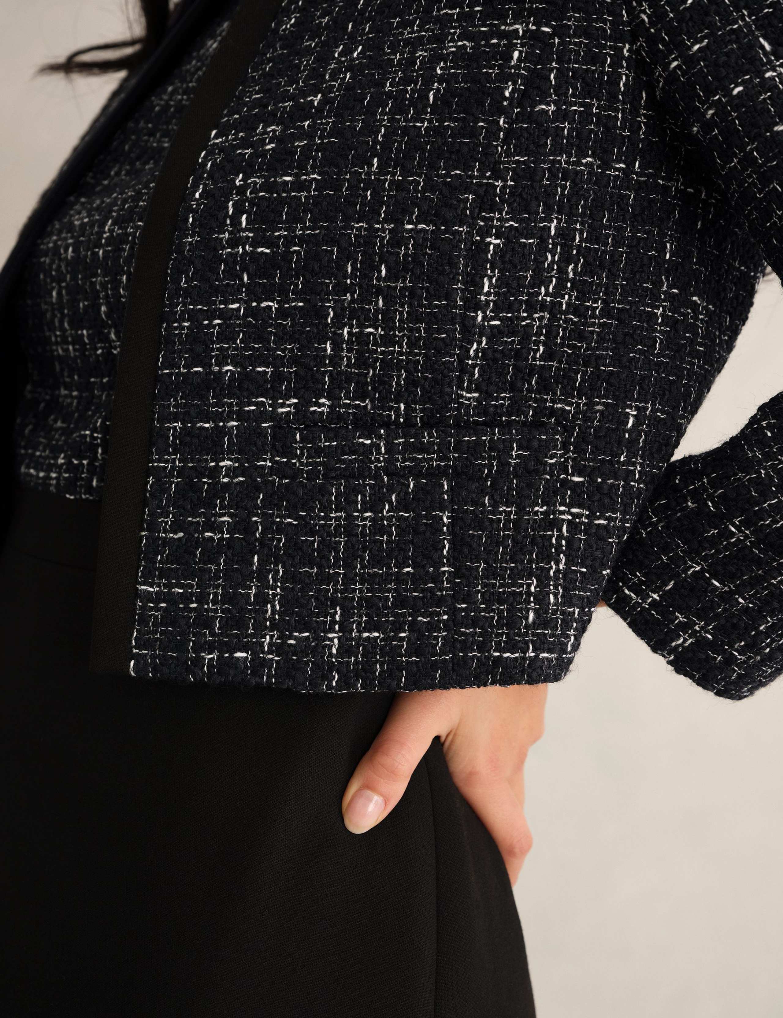 Cropped Tailored Jacket with Wool 5 of 6