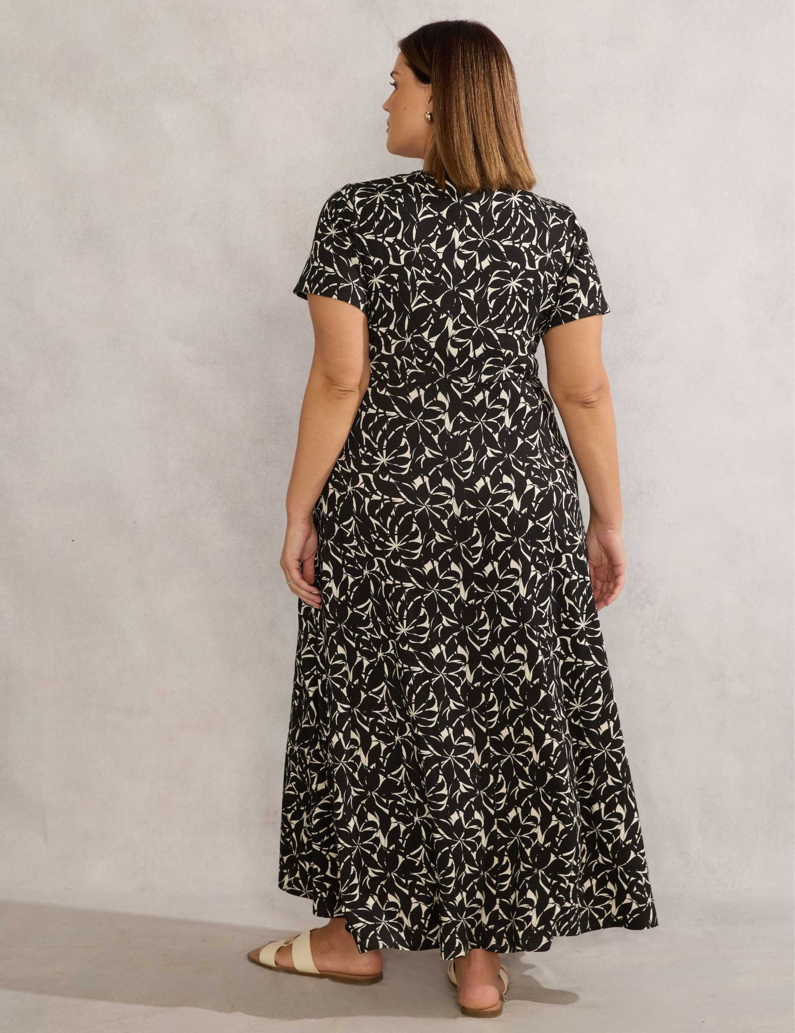 Leaf Print V-Neck Maxi Wrap Dress 3 of 3
