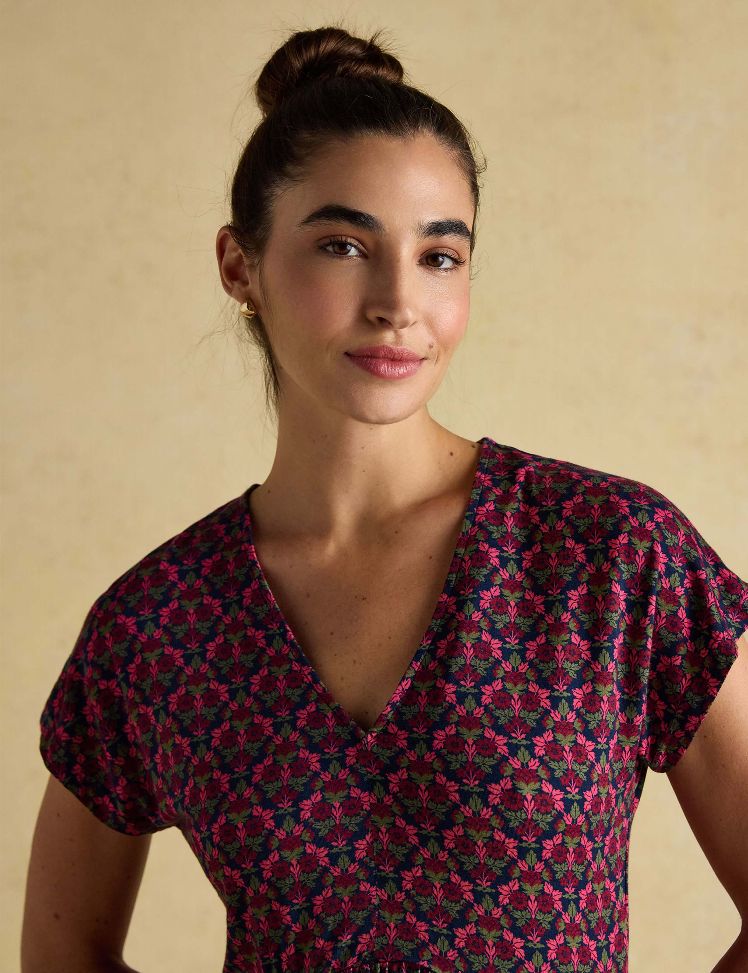 Jersey Floral V-Neck Midi Waisted Dress 6 of 9