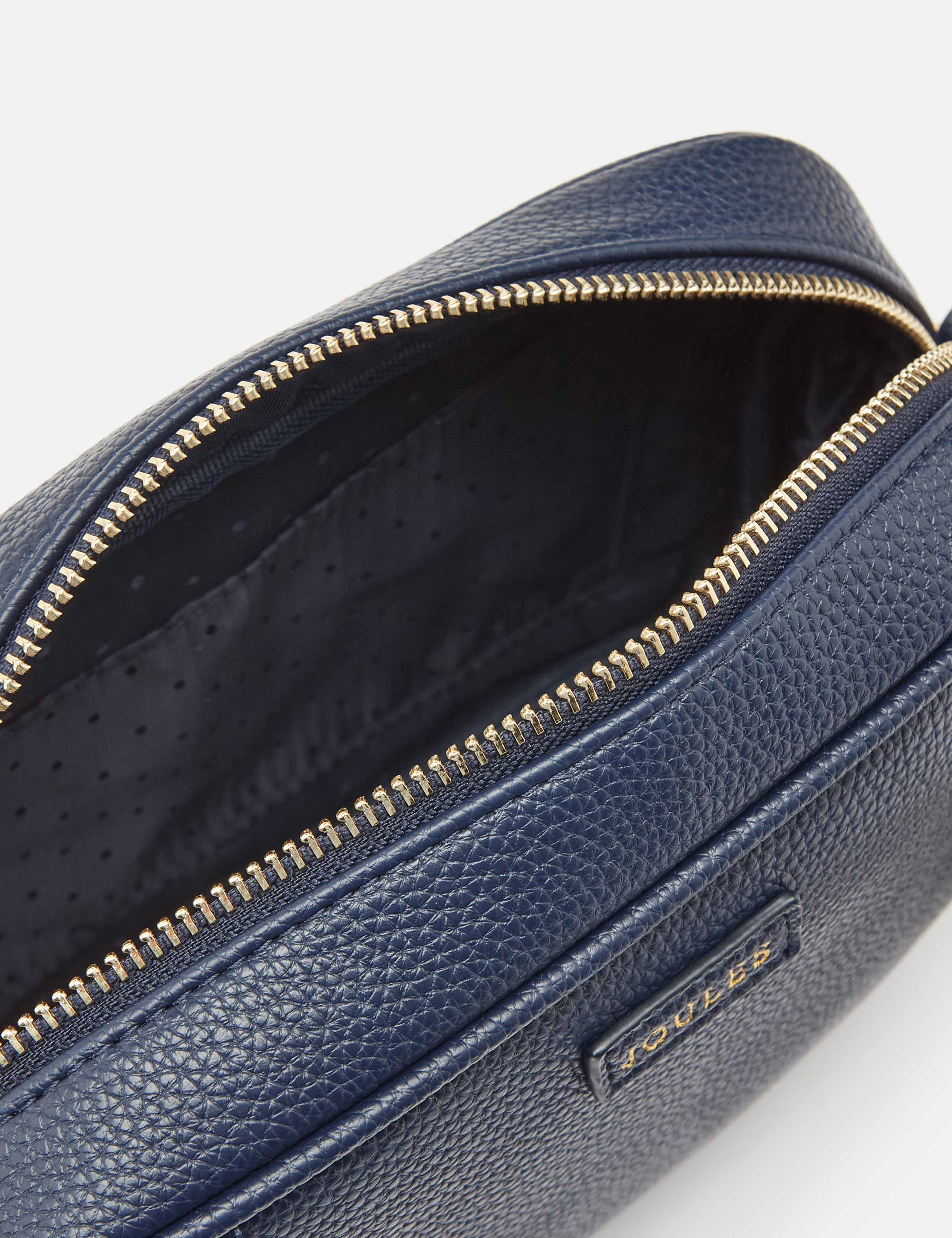 Webbing Strap Textured Cross Body Bag 7 of 8