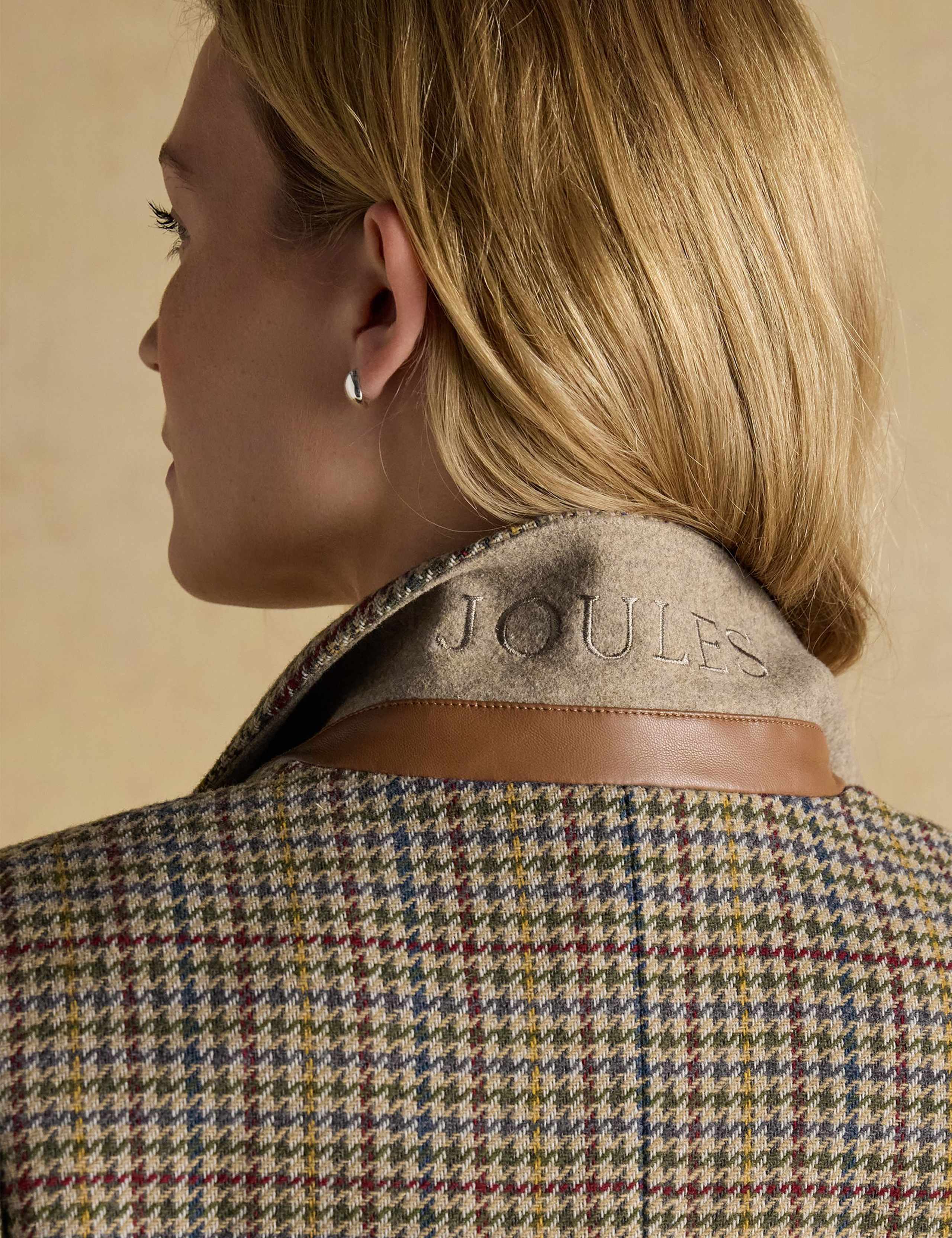 Tweed Dogtooth Collared Jacket with Wool 8 of 12