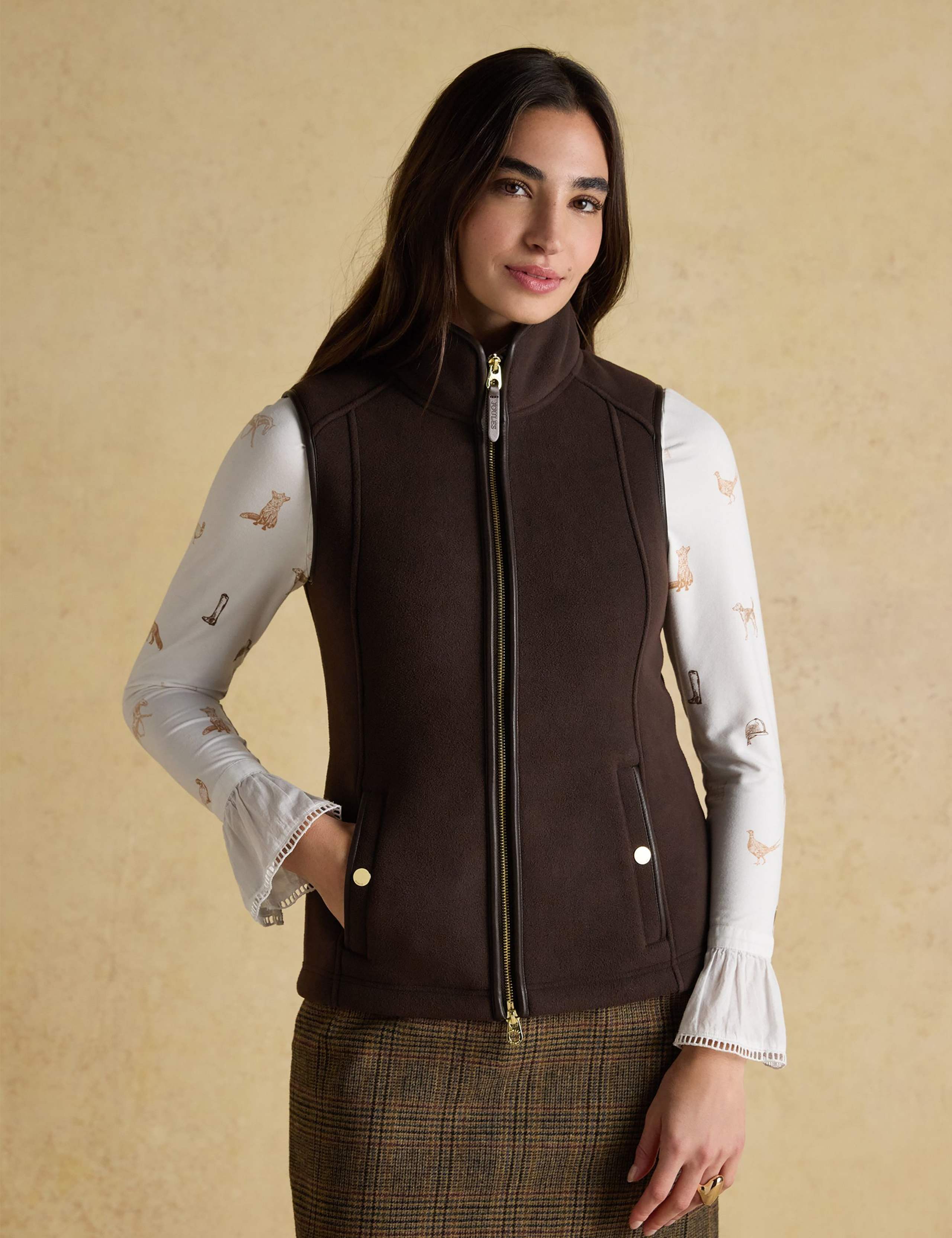 Fleece Funnel Neck Gilet 3 of 9