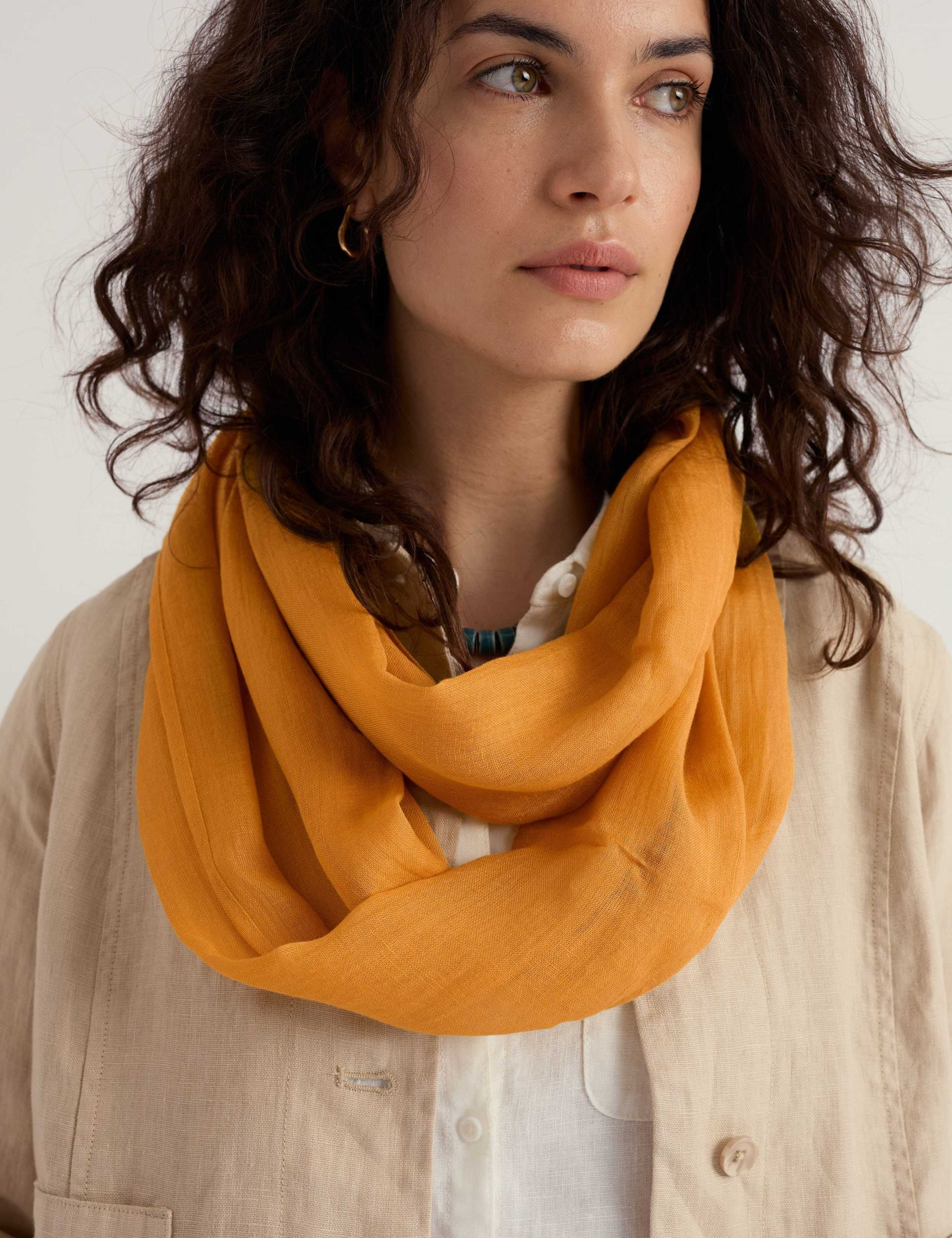 Modal Rich Snood with Linen 2 of 5