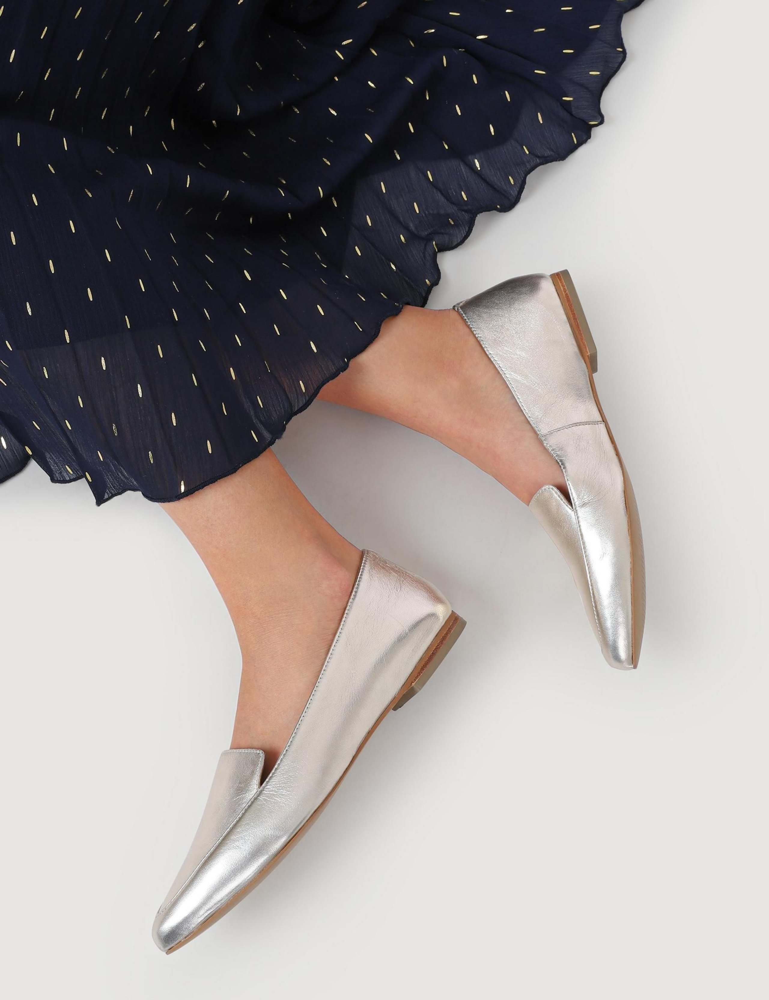 Leather Metallic Block Heel Pointed Loafers 2 of 6