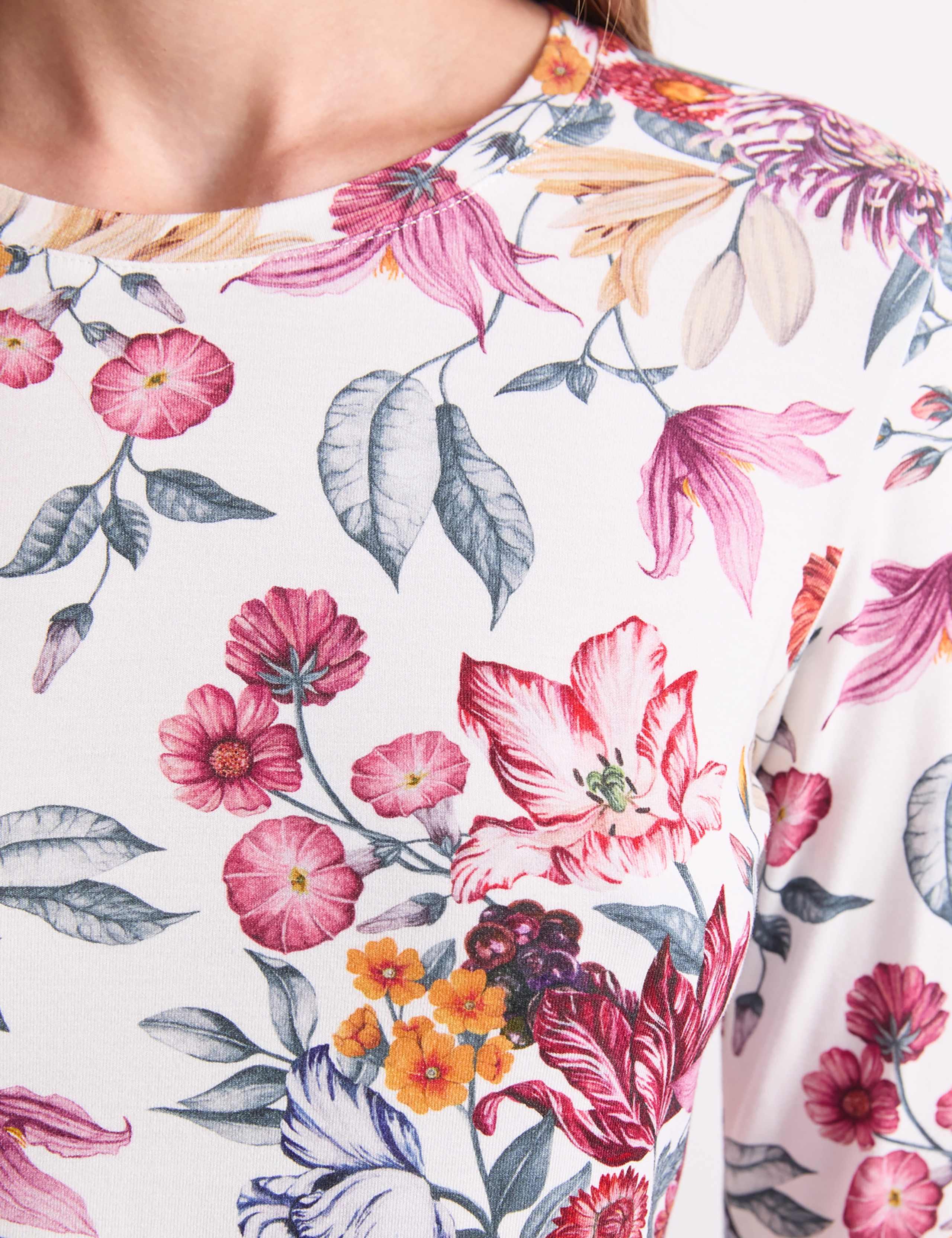 Floral Top 4 of 6