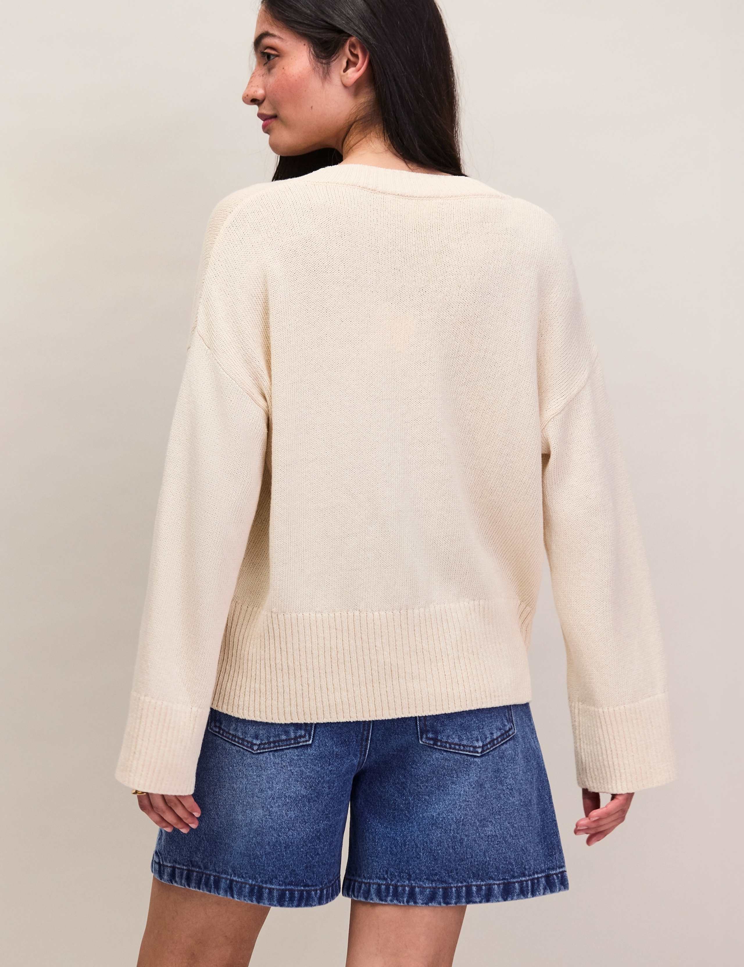 Cotton Blend Textured V-Neck Relaxed Jumper 4 of 6