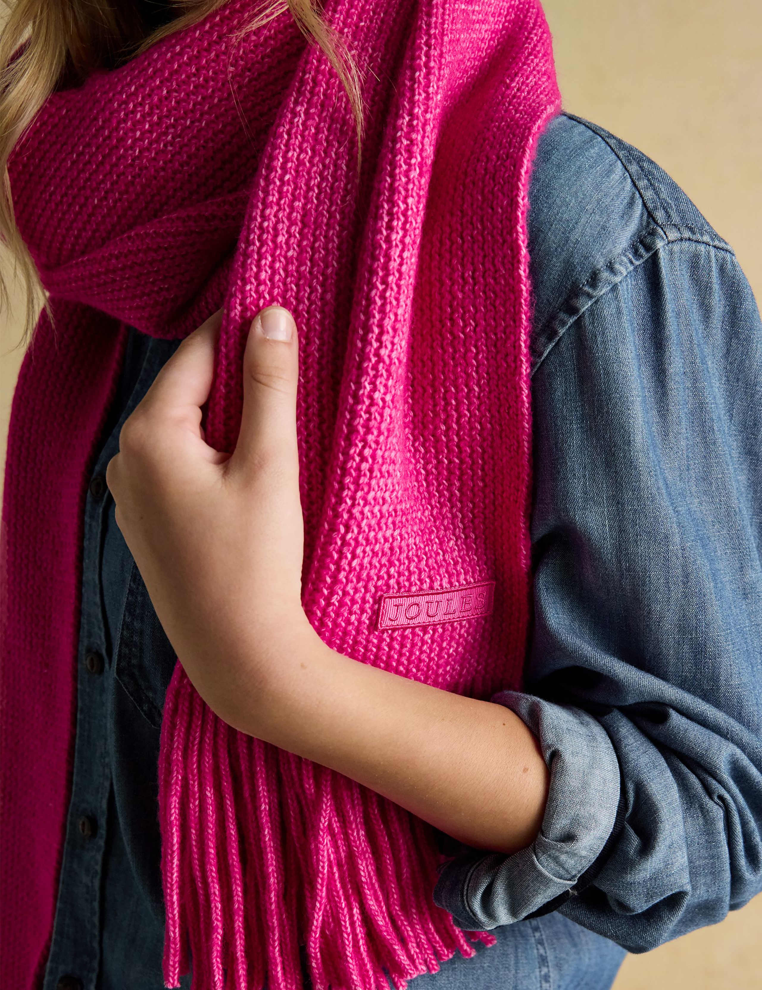 Knitted Fringed Scarf 4 of 6