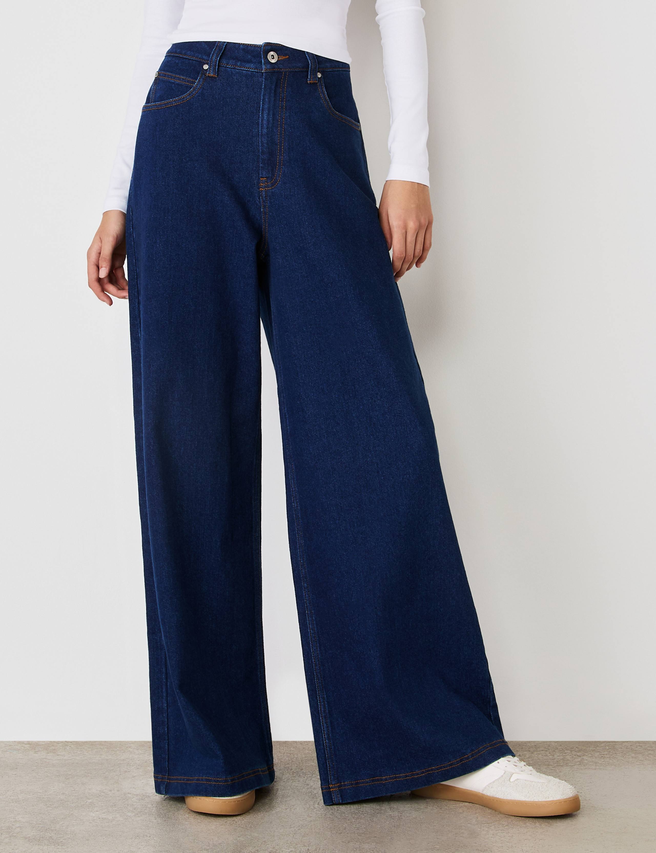 High Waisted Wide Leg Jeans 3 of 4