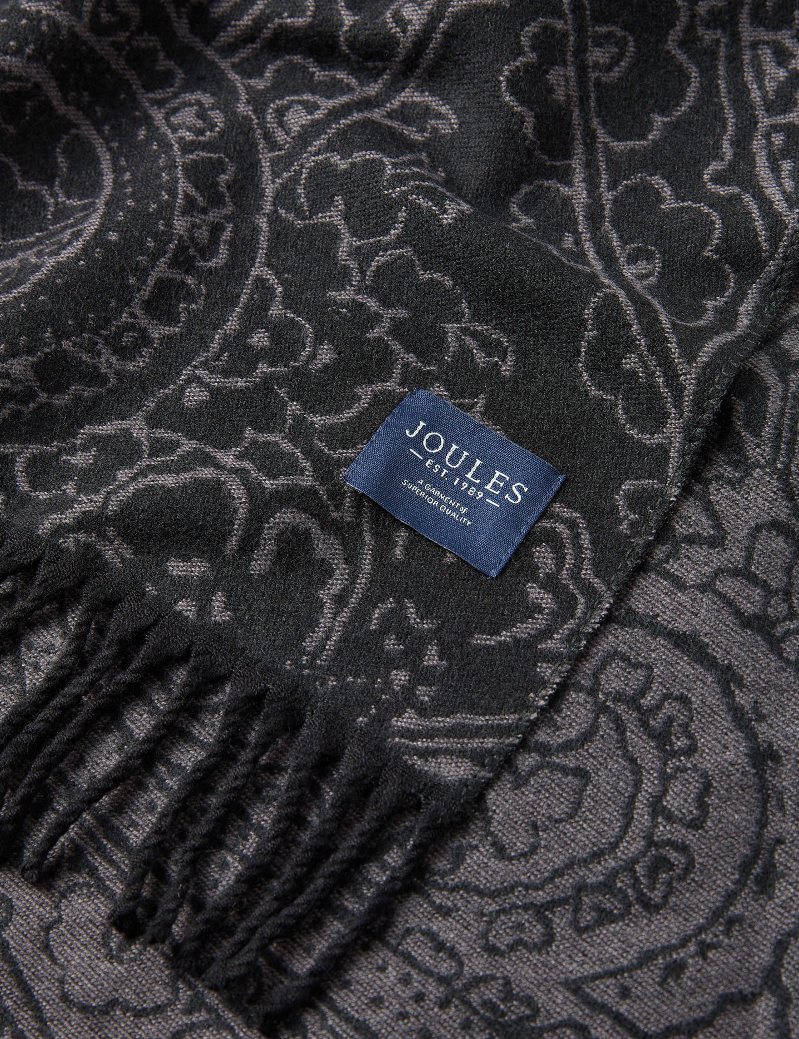 Jacquard Floral Tassel Scarf 6 of 6