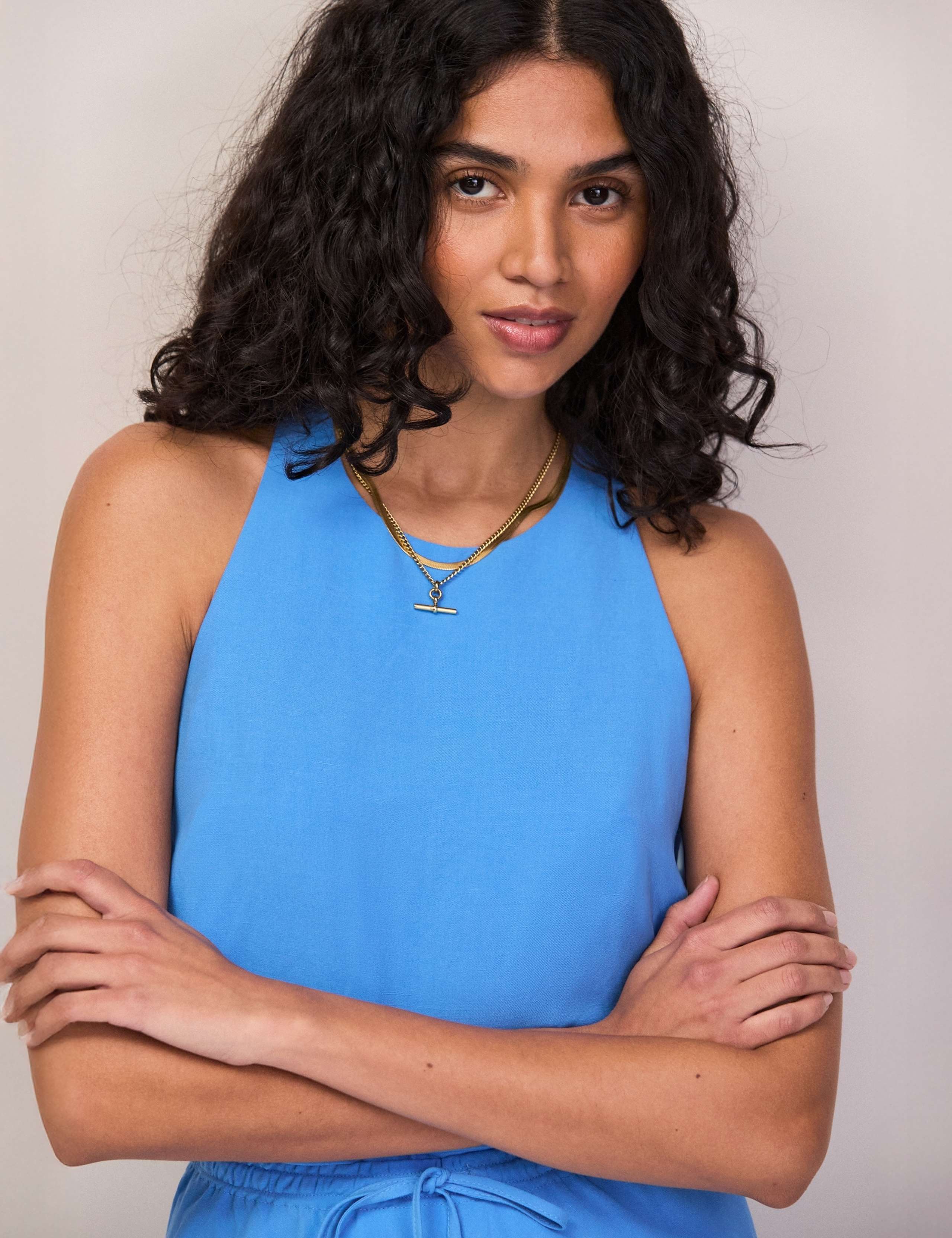 Halter Neck Top with Linen 4 of 5