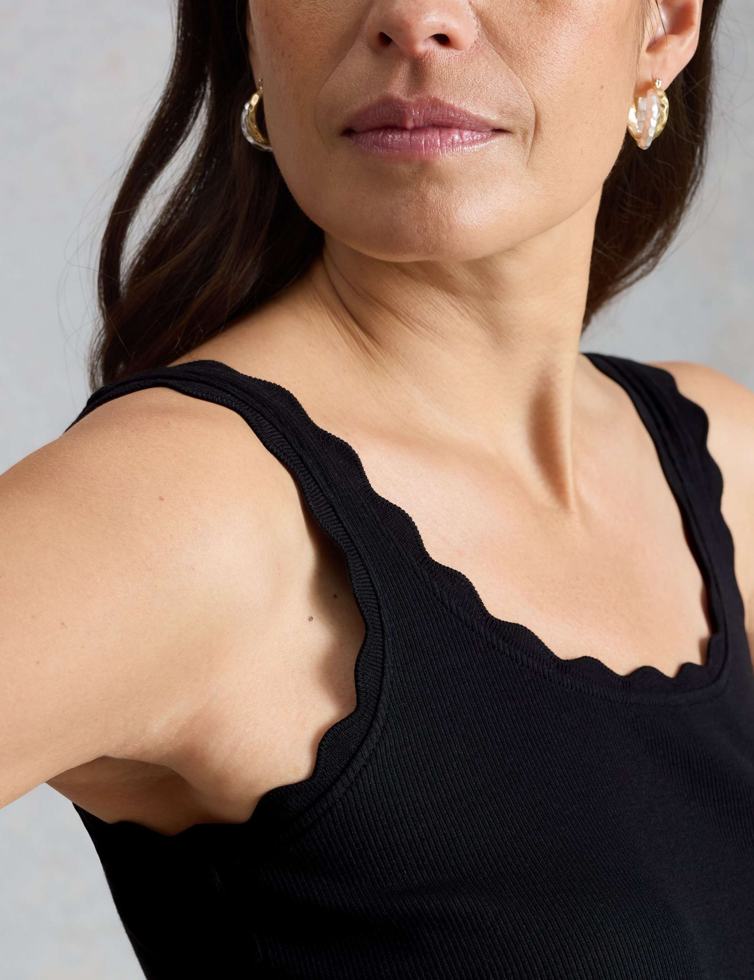 Pure Cotton Ribbed Wavy Trim Vest 4 of 6