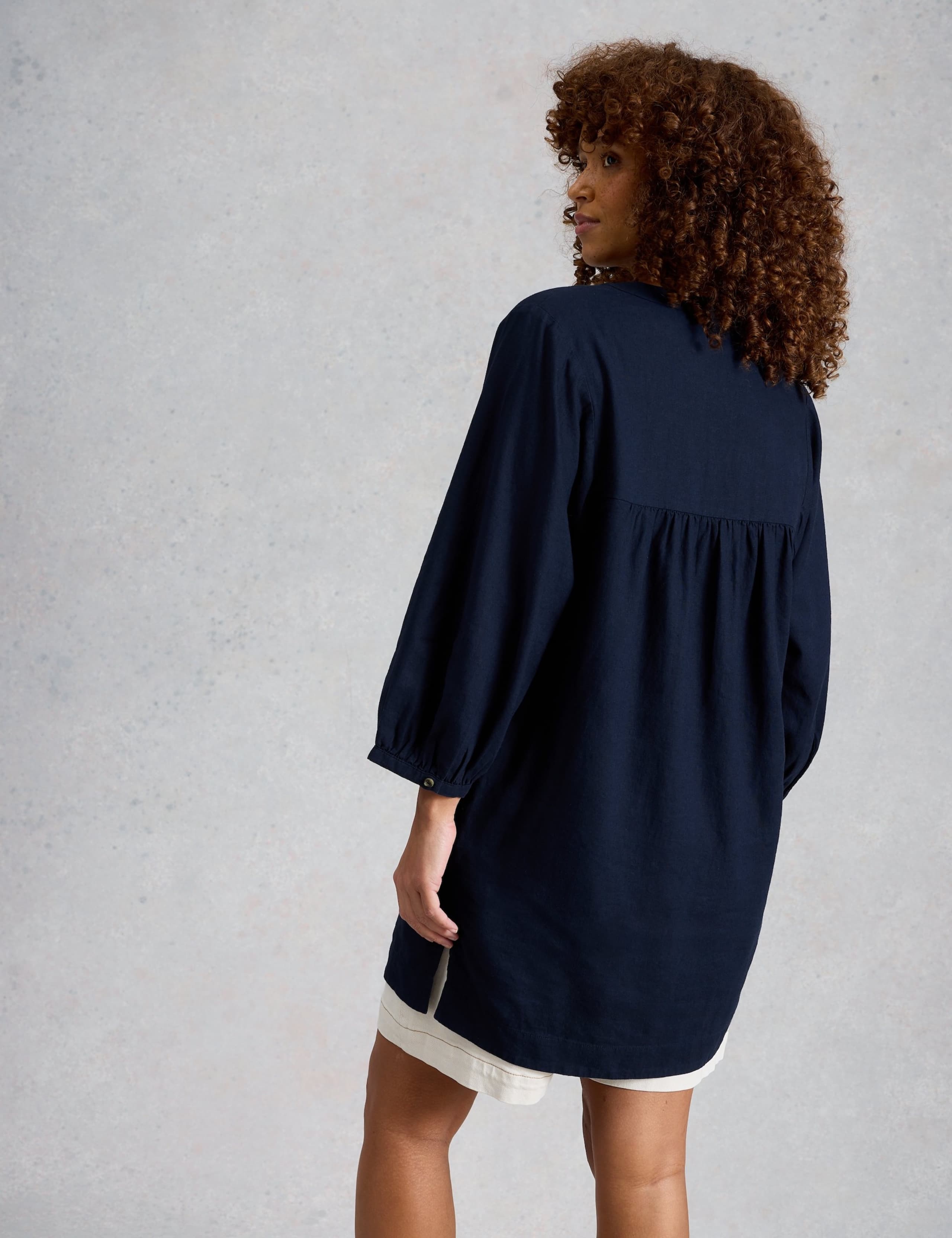 Linen Rich Notch Neck Tunic 4 of 6