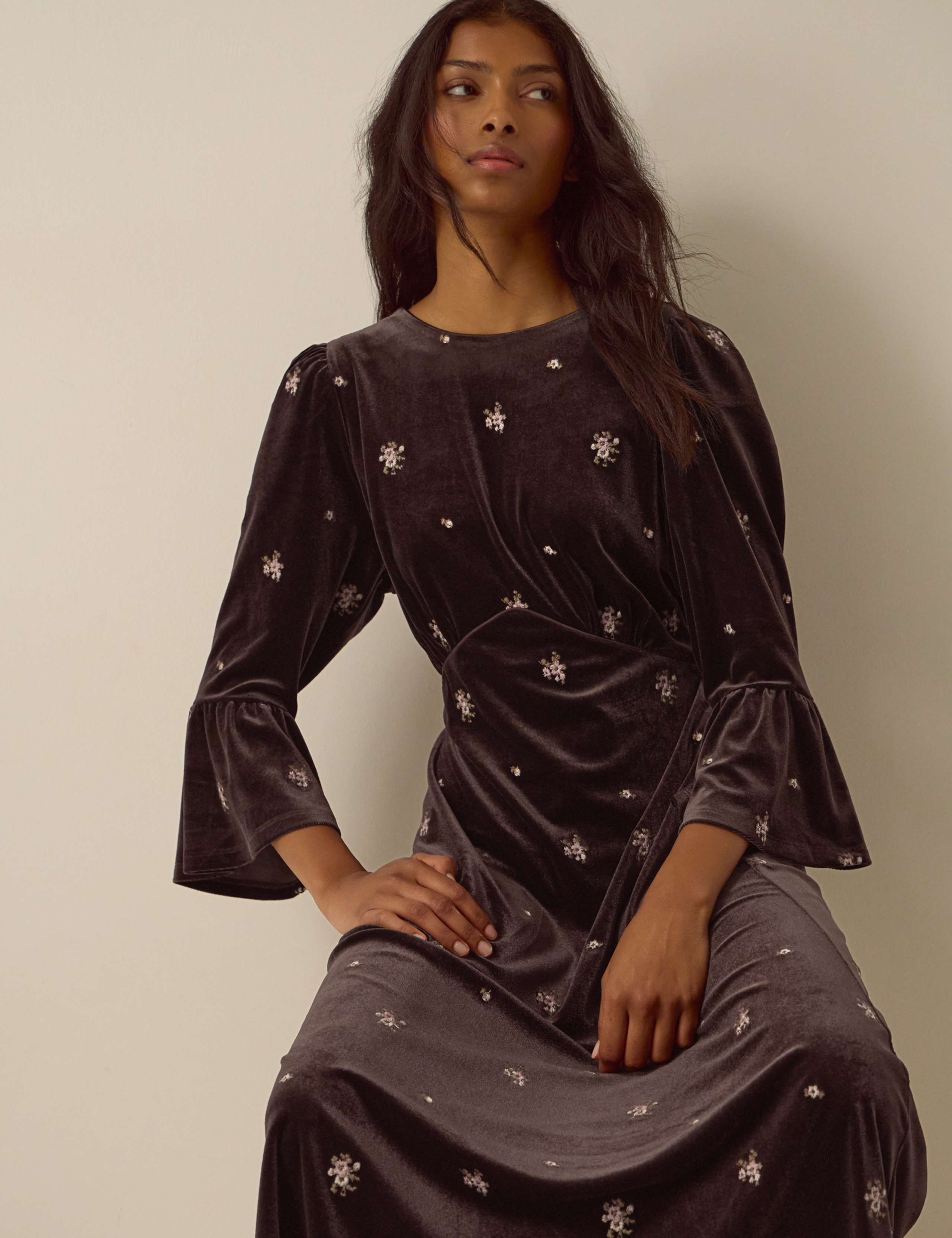 Velvet Embroidered Crew Neck Midi Dress 3 of 4
