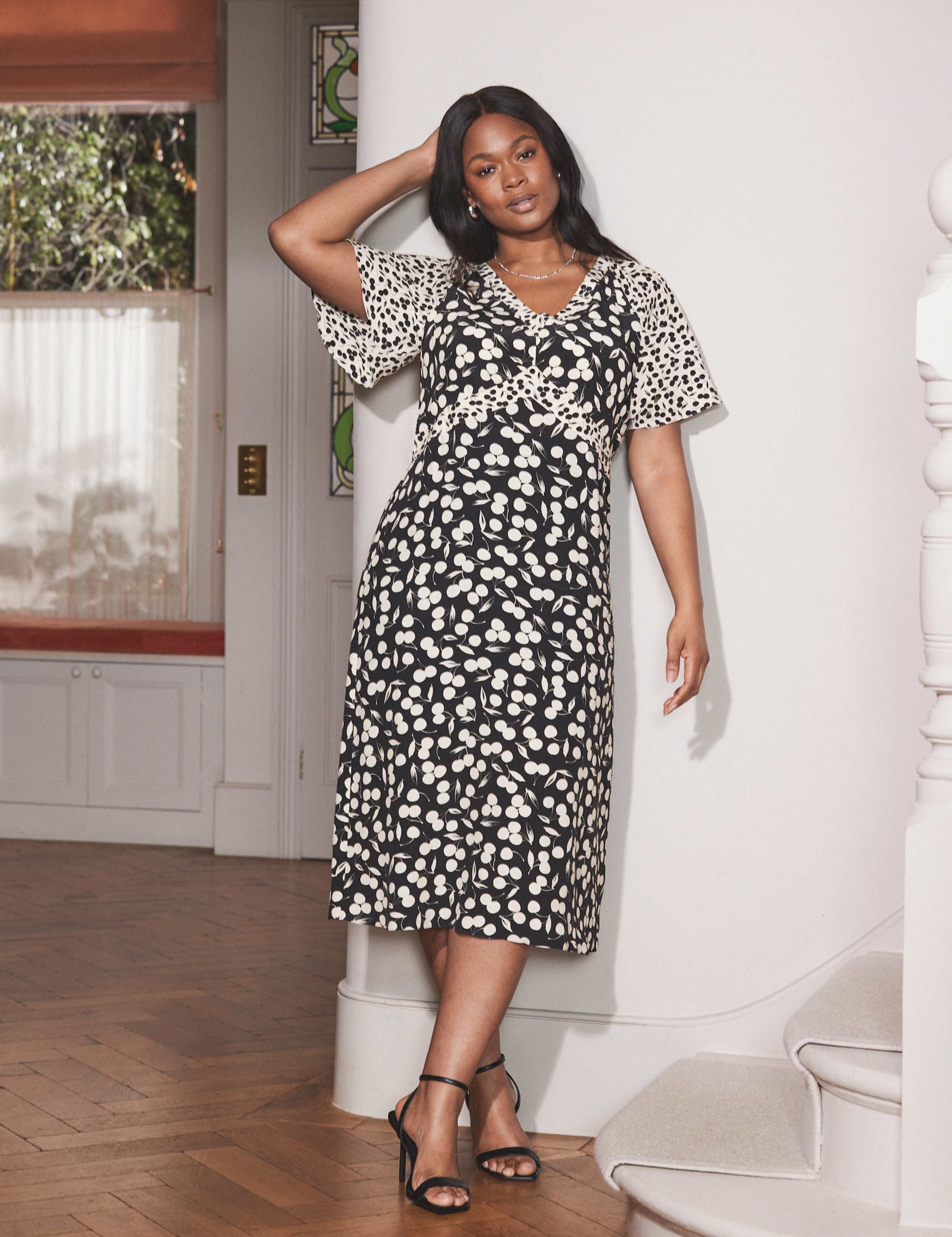 Cherry Print V-Neck Midaxi Tea Dress 5 of 7