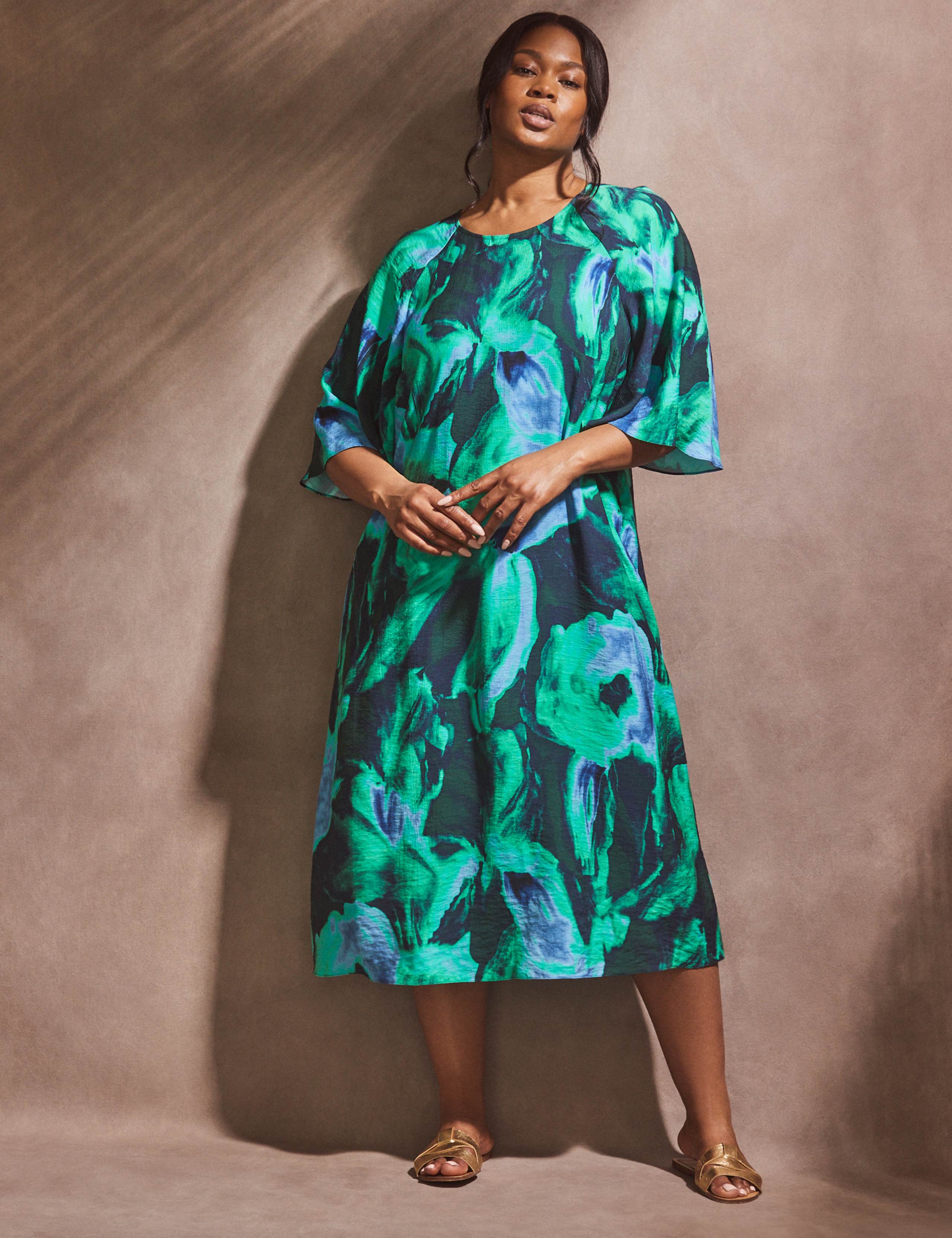 Printed Angel Sleeve Midi Swing Dress 4 of 6