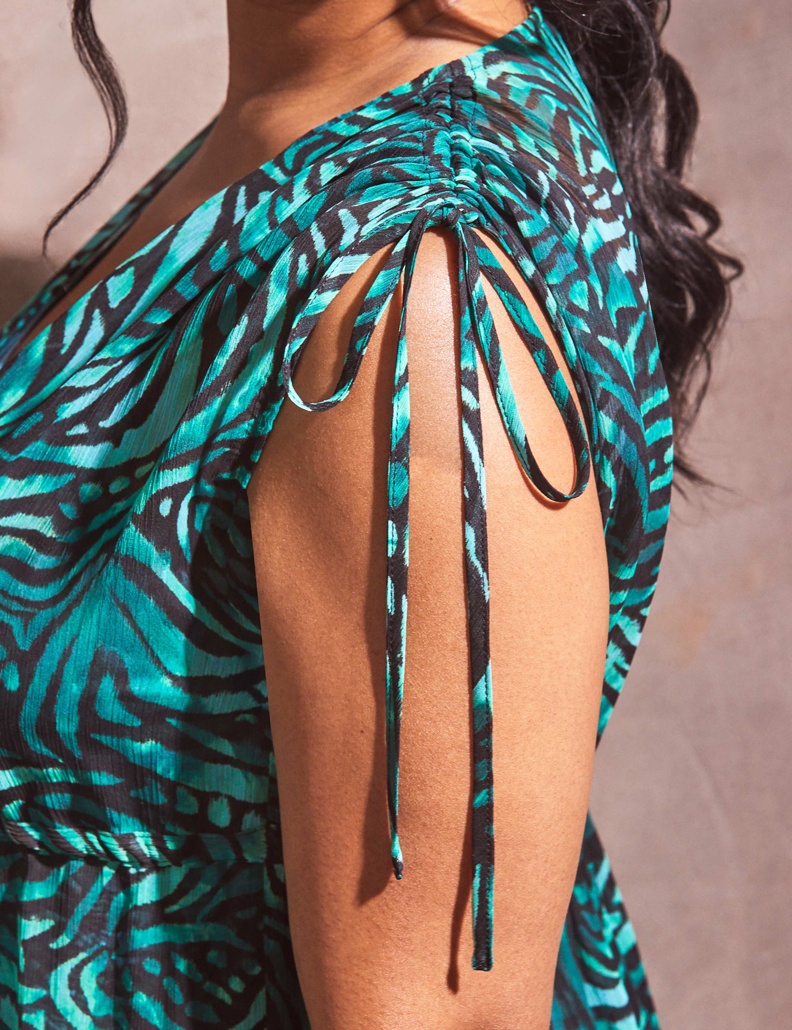 Printed V-Neck Tie Wasit Midaxi Beach Dress 5 of 5