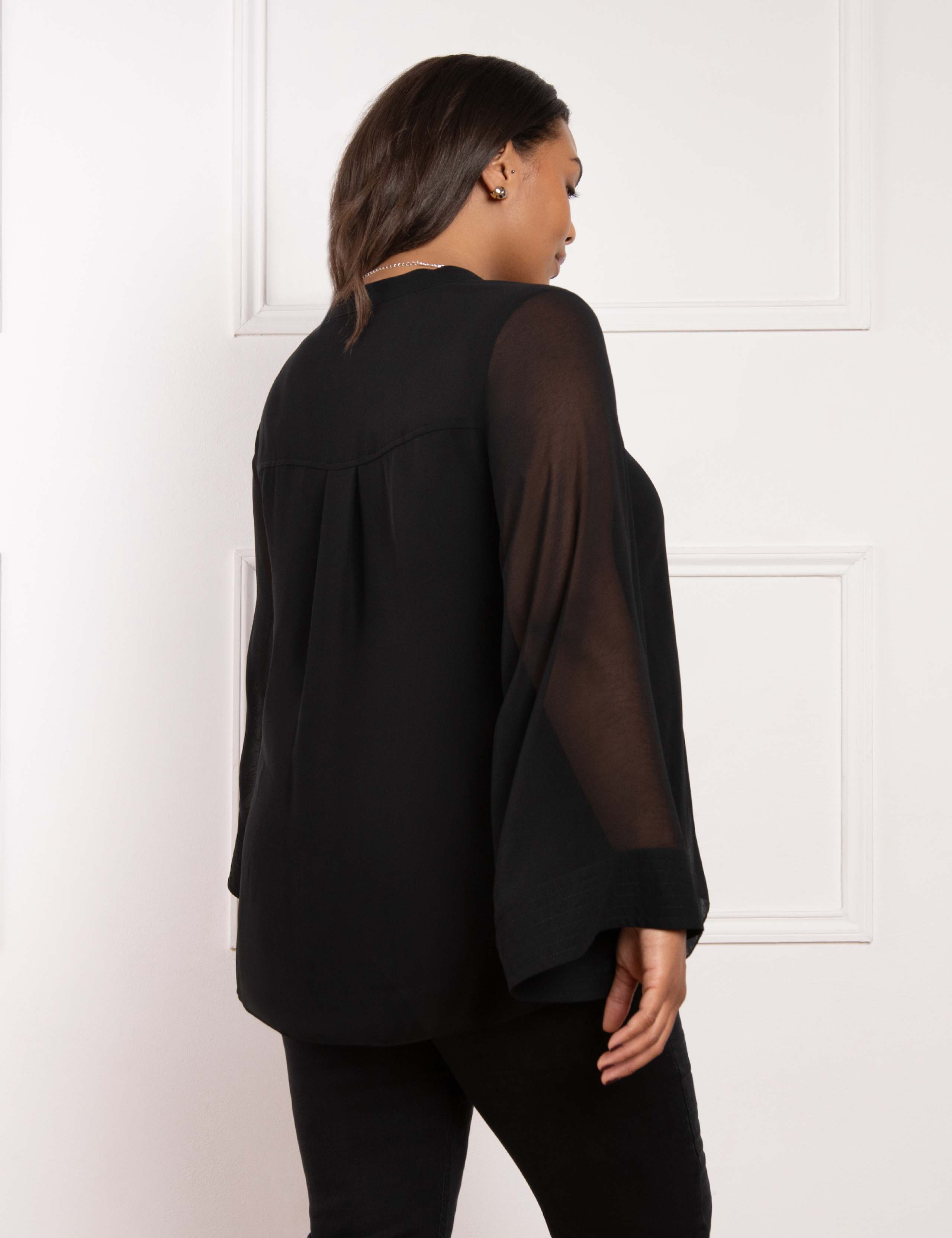 Collarless Blouse 4 of 4