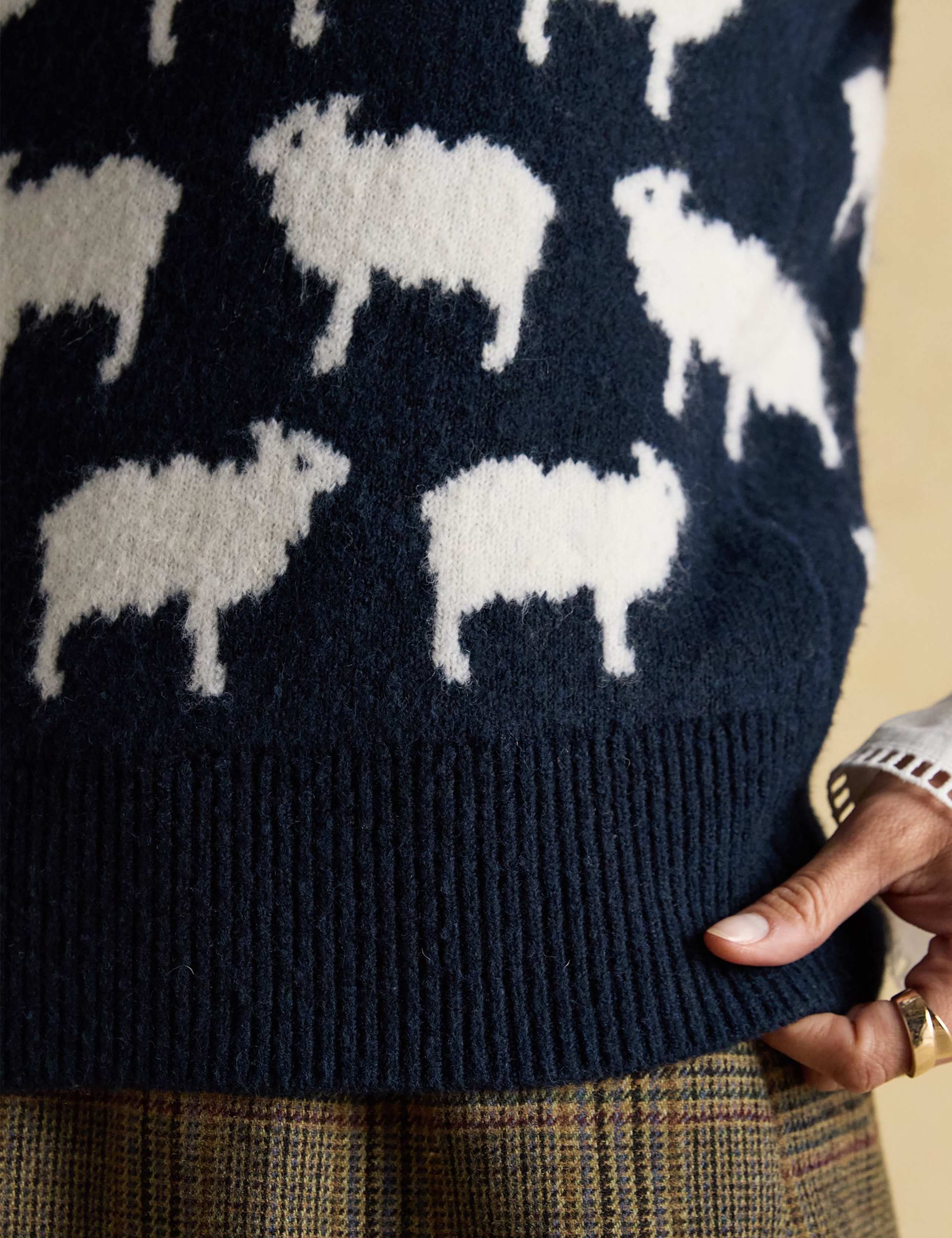 Knitted Sheep Vest 6 of 7