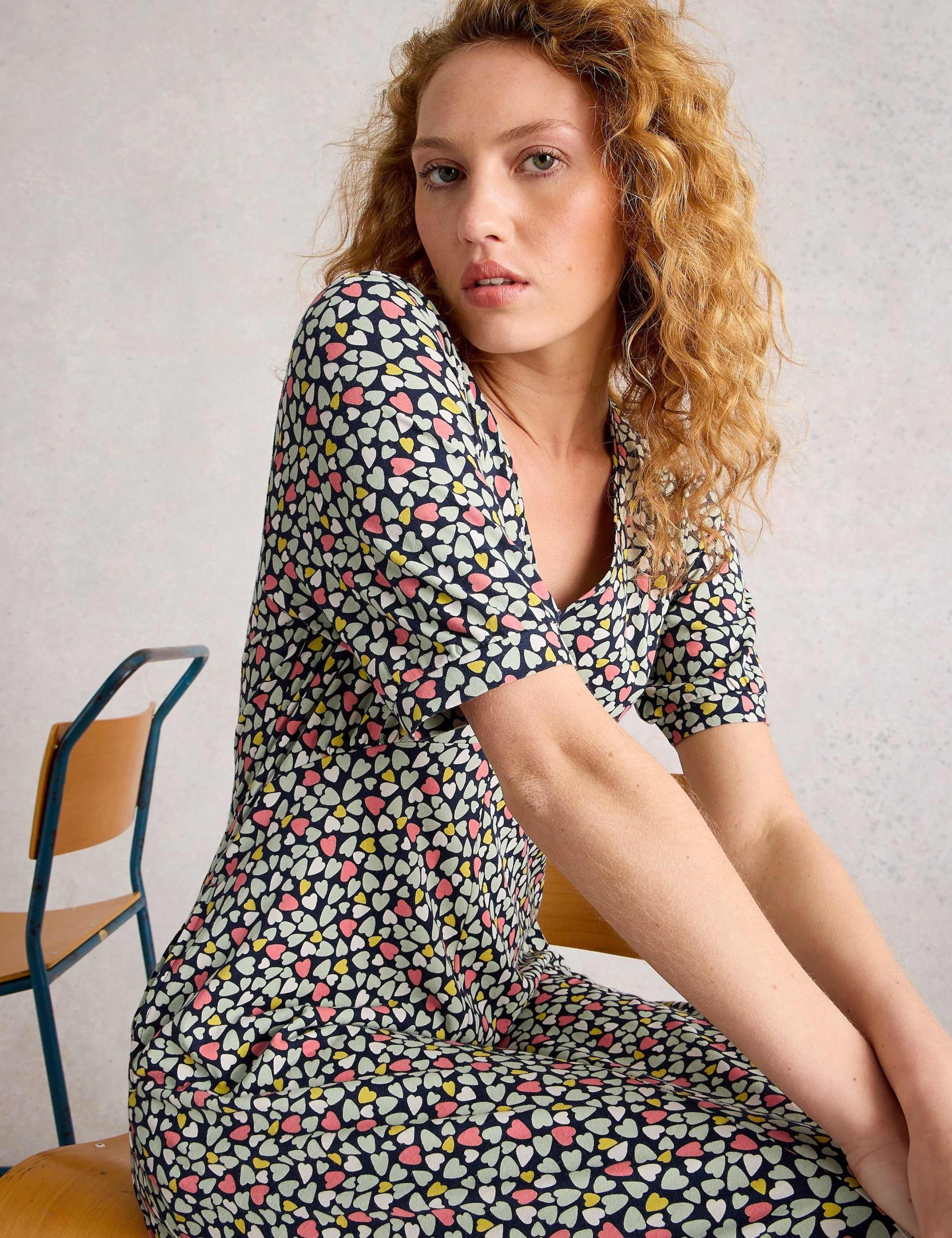 Jersey Heart Print V-Neck Midi Tea Dress 4 of 6