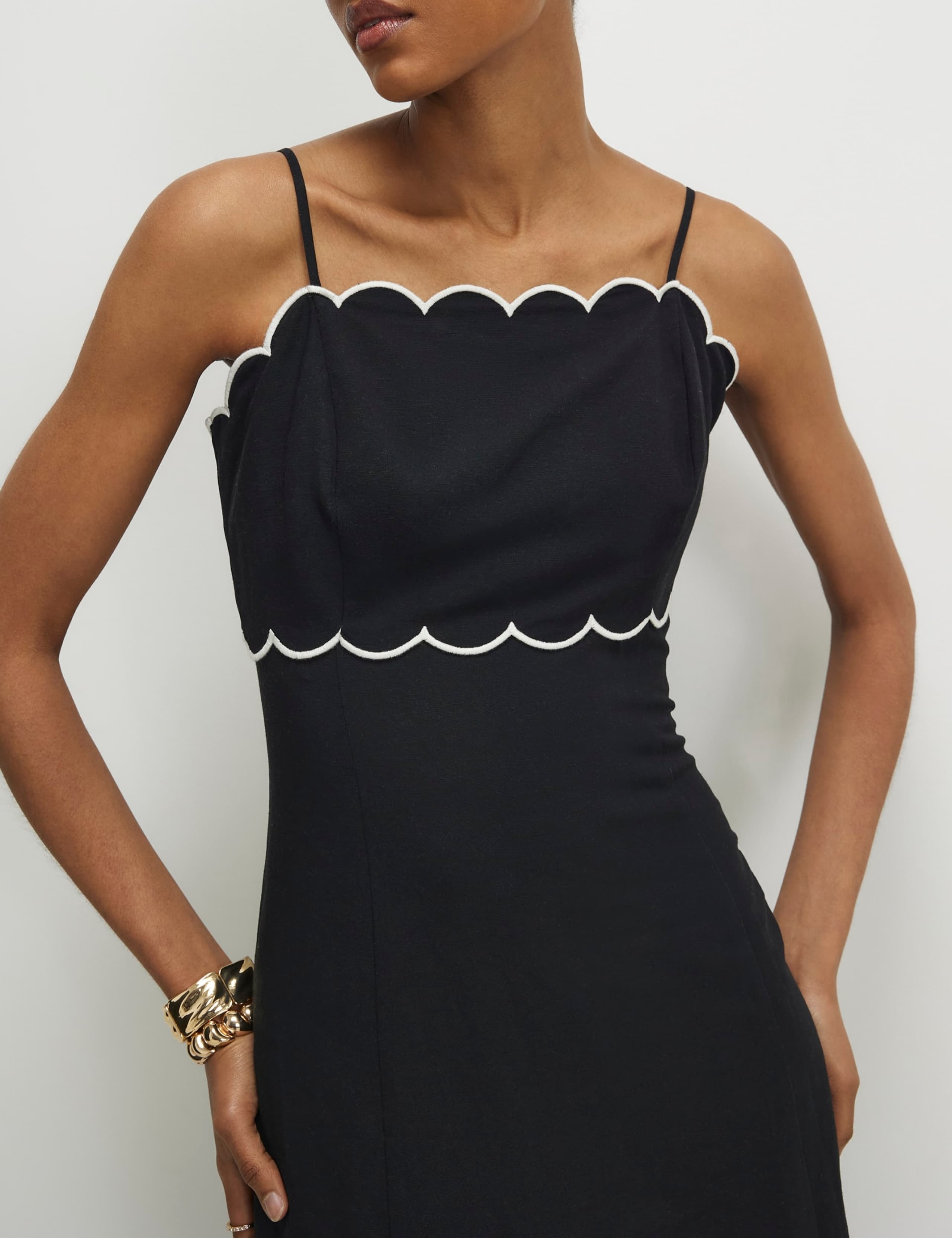 Scallop Trim Midi Column Dress with Linen 3 of 4