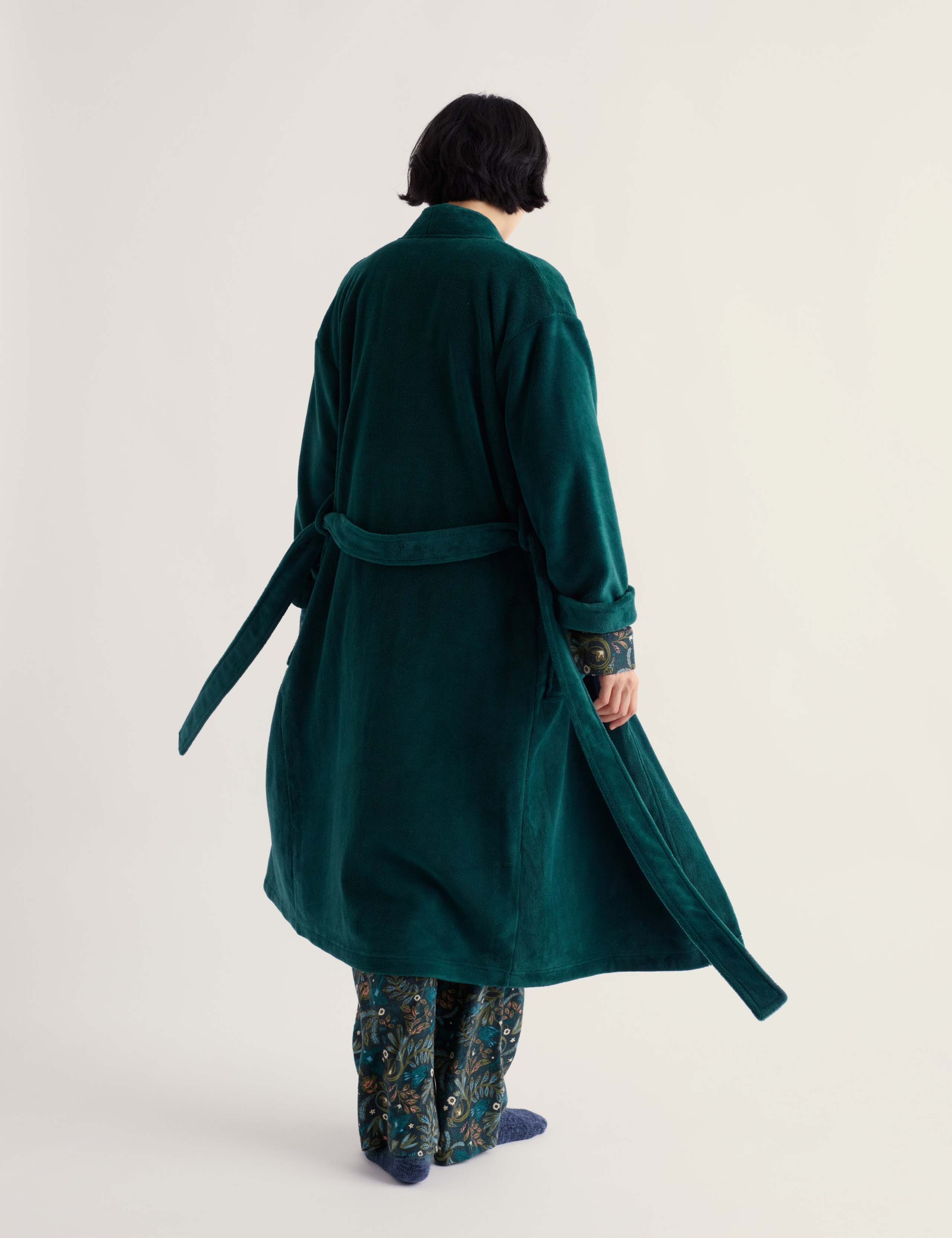 Dressing Gown 4 of 5