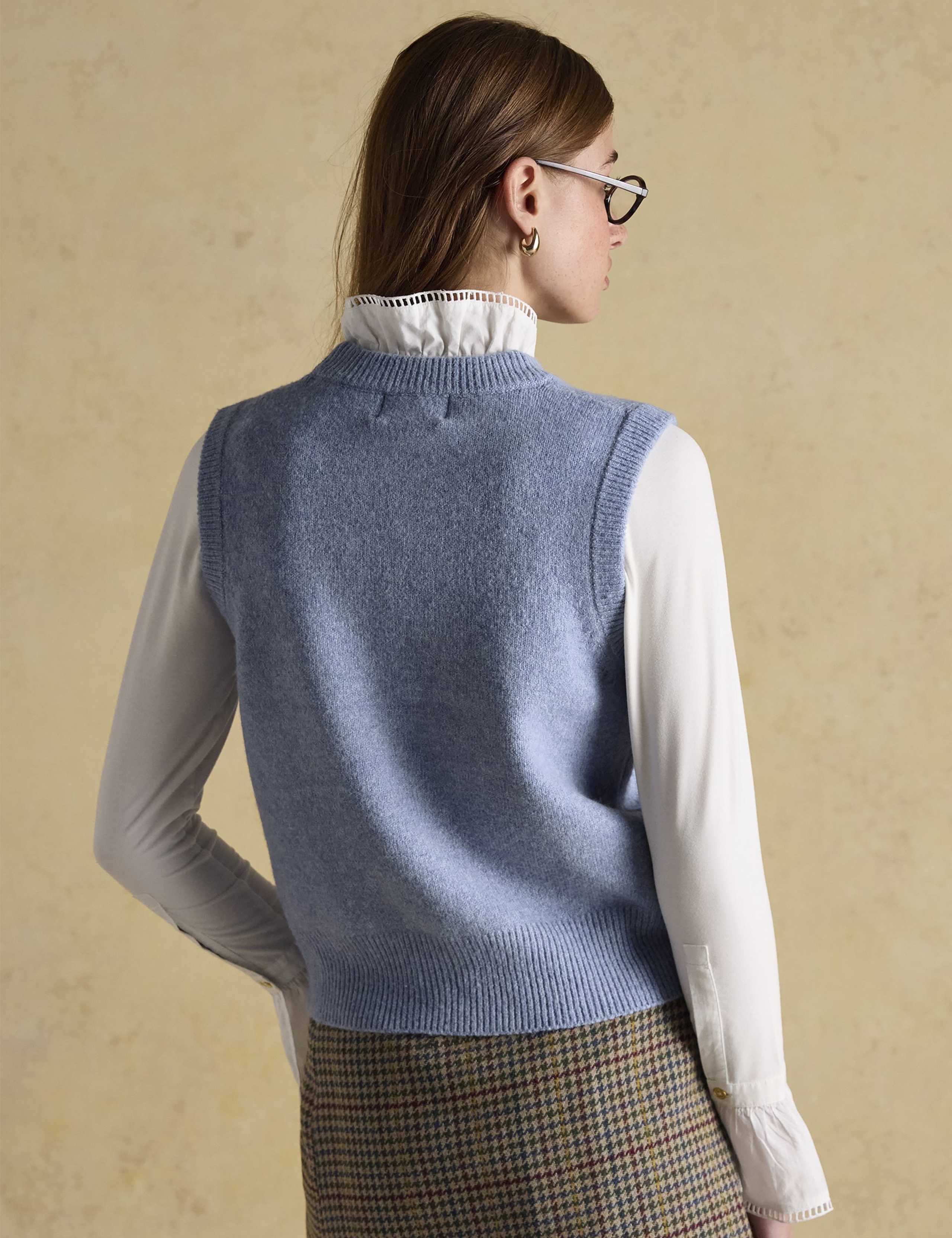 Textured Crew Neck Knitted Vest 6 of 8