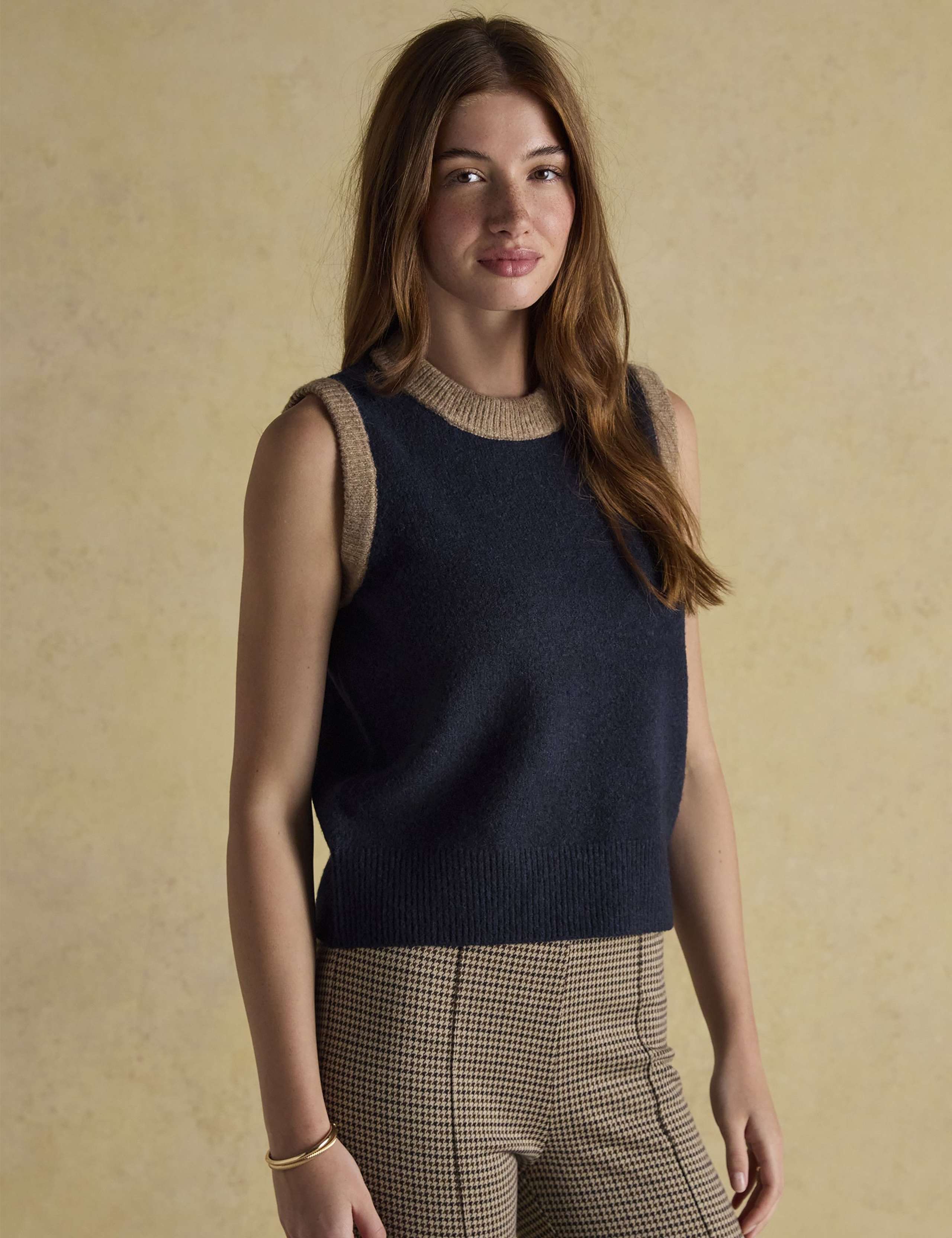 Textured Crew Neck Knitted Vest 1 of 8