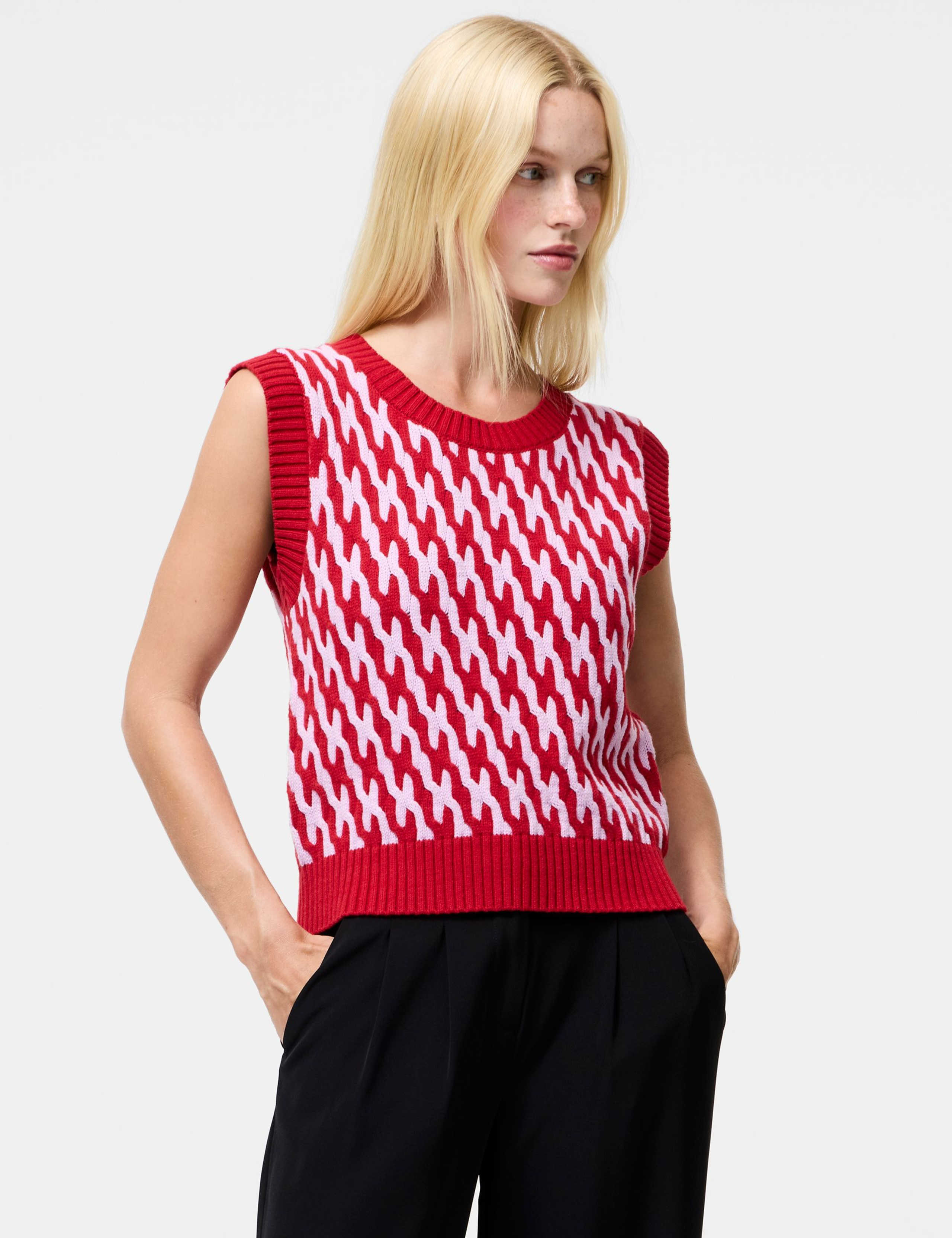 Cotton Rich Patterned Knitted Vest 3 of 3