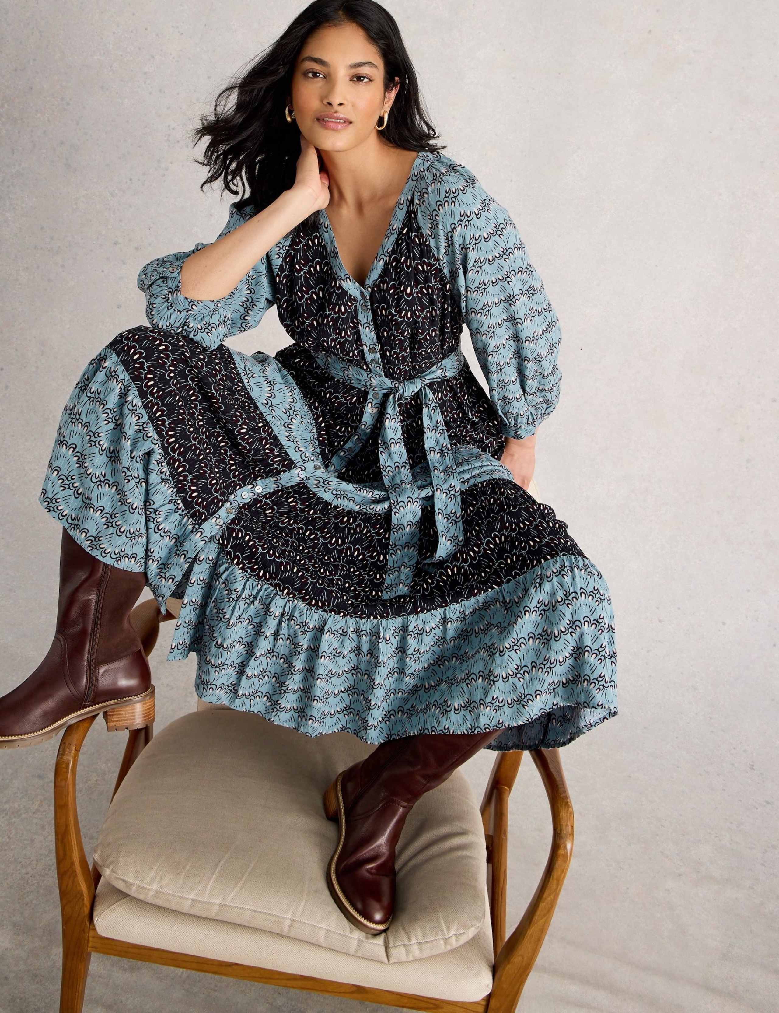 Printed V-Neck Midi Tiered Dress 3 of 6
