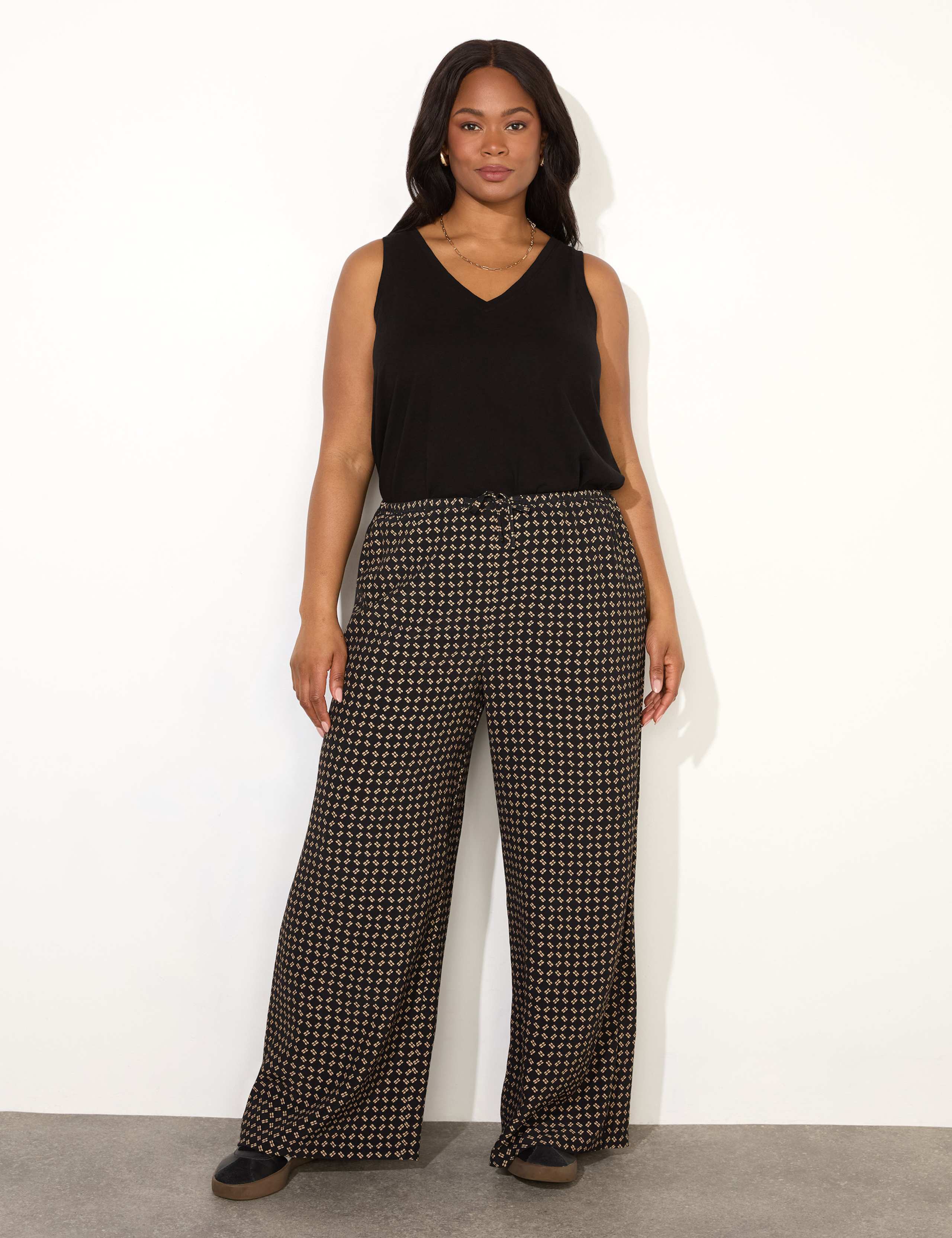 Geometric Elasticated Waist Wide Leg Trousers 2 of 4