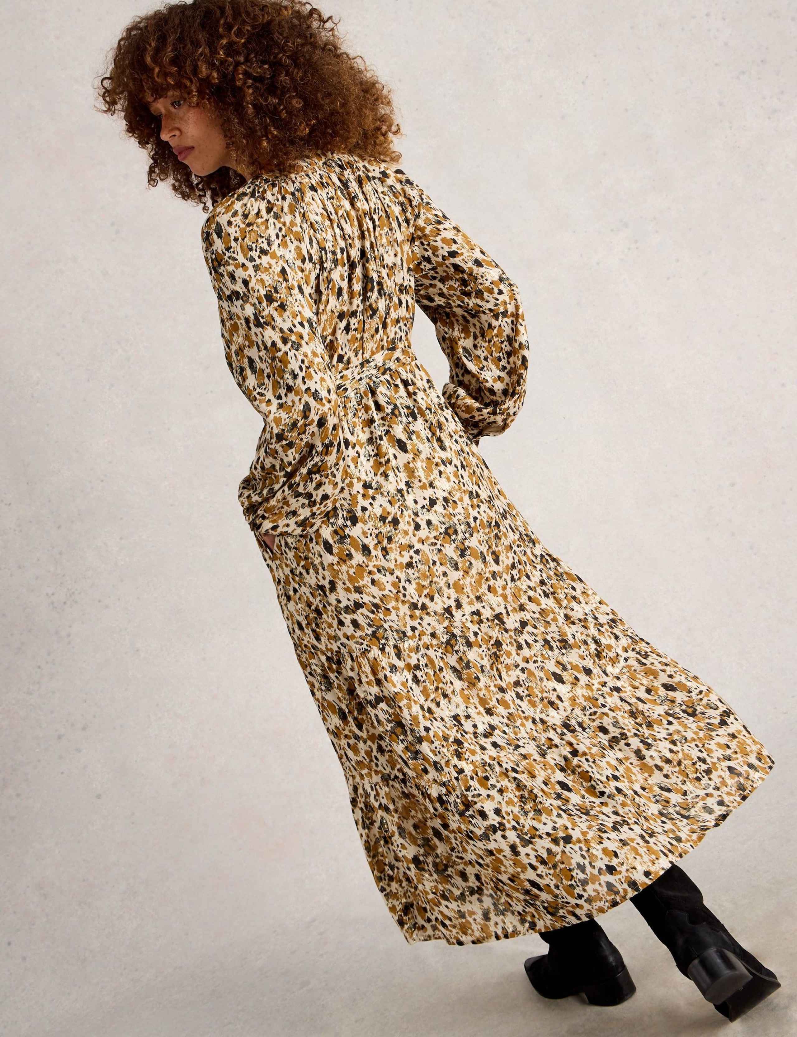 Metallic V-Neck Midaxi Waisted Dress 4 of 7