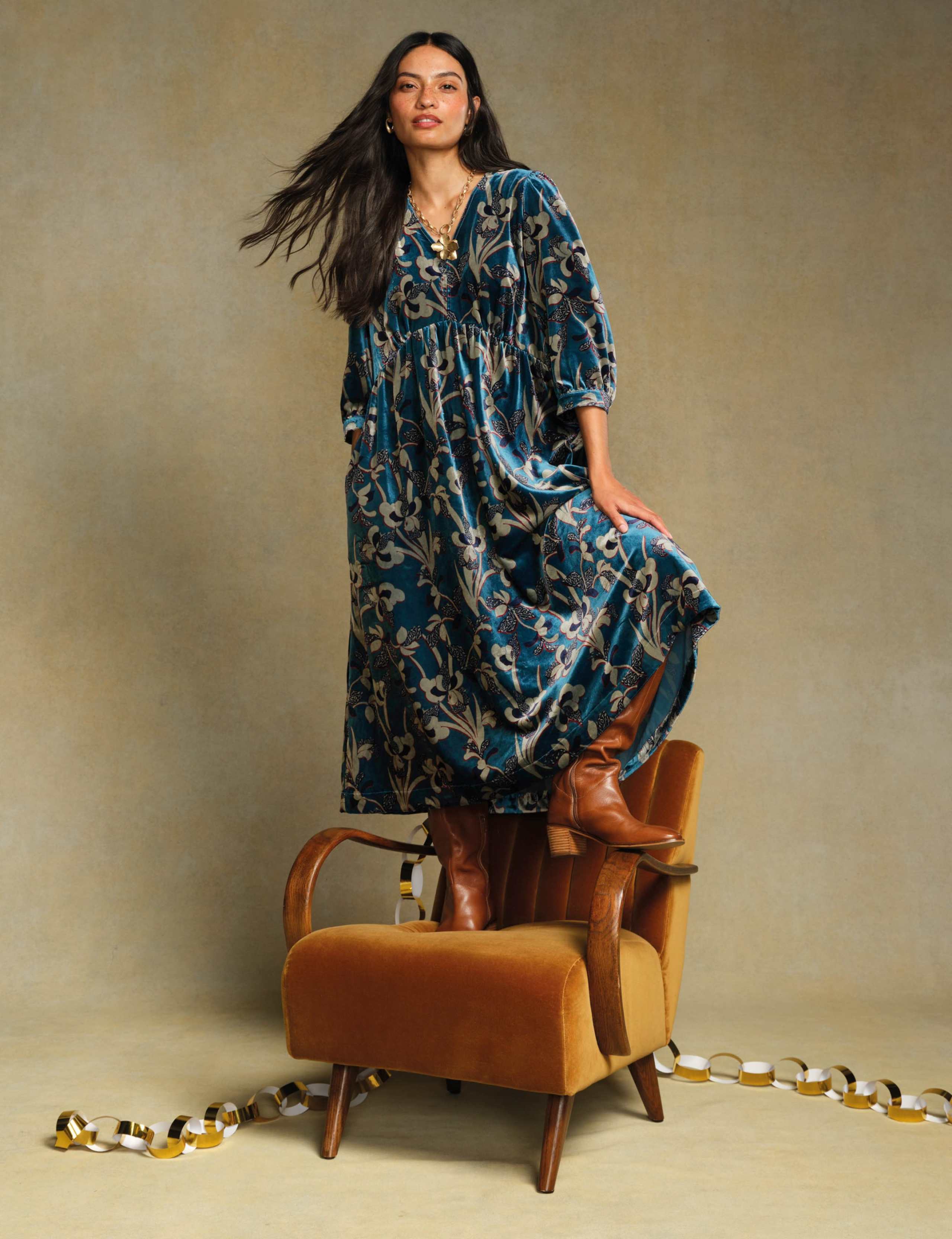 Velvet Floral V-Neck Midi Waisted Dress 7 of 7