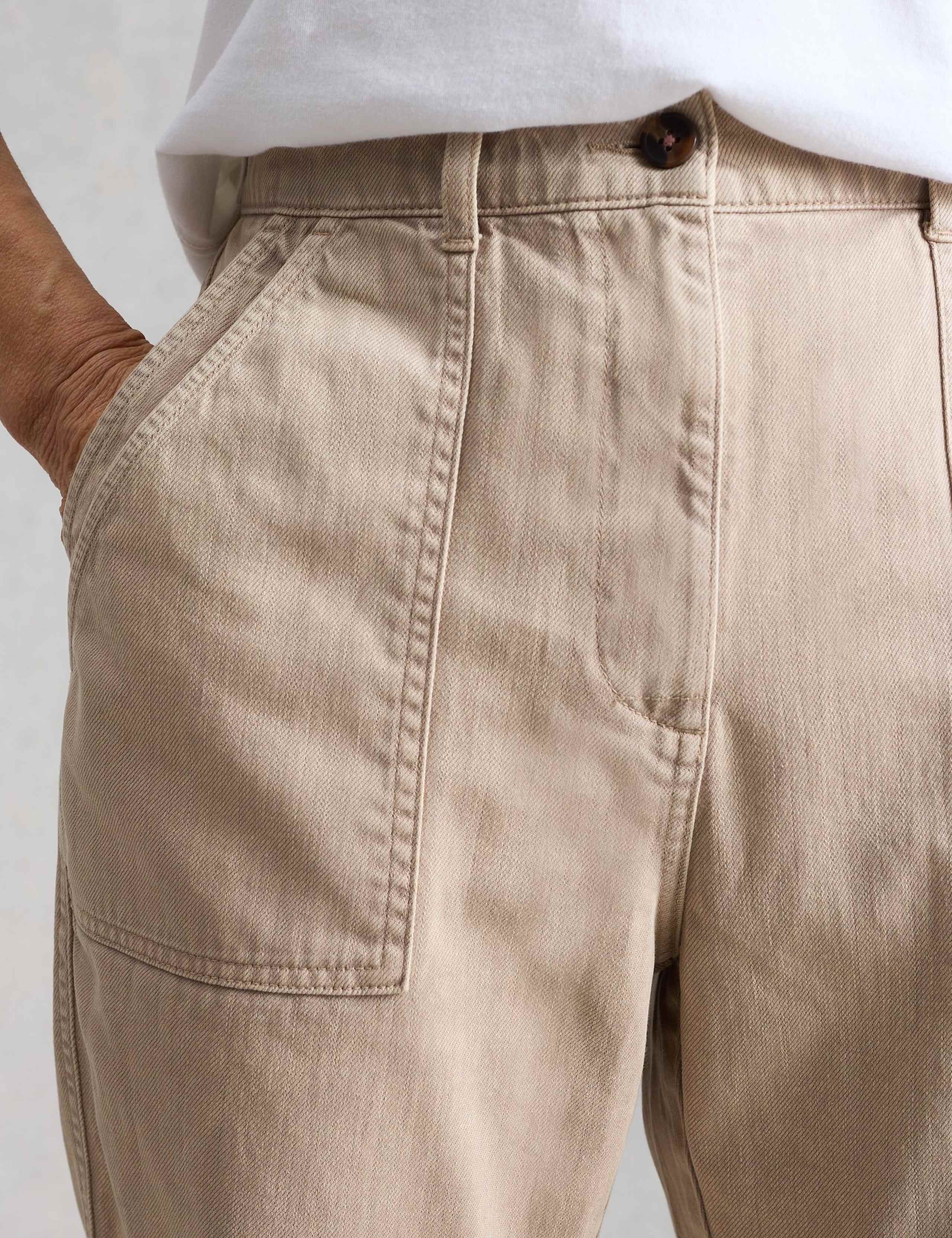Mid Rise Carrot Leg Jeans 4 of 6