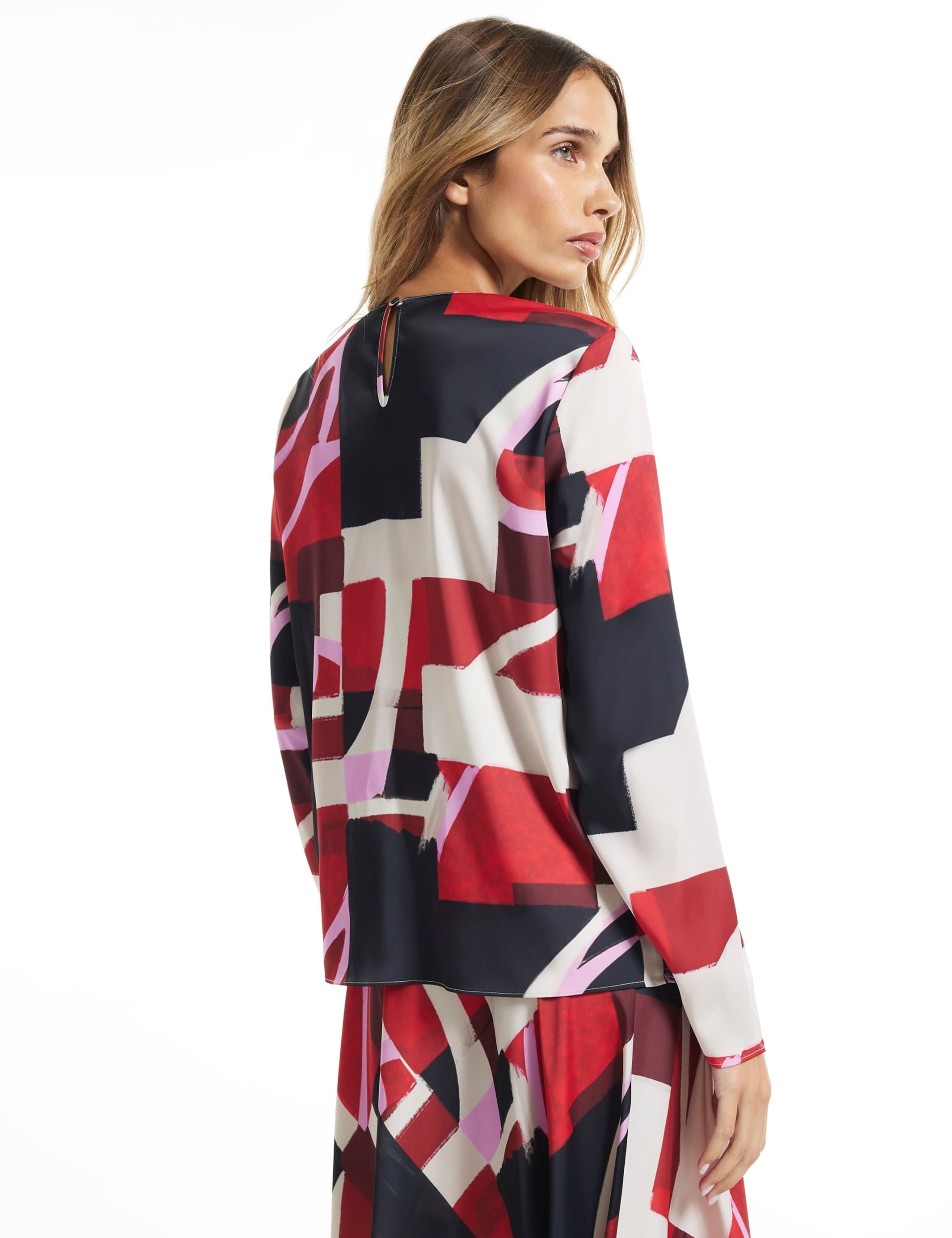 Colour Block Cowl Neck Slim Fit Draped Top 5 of 6