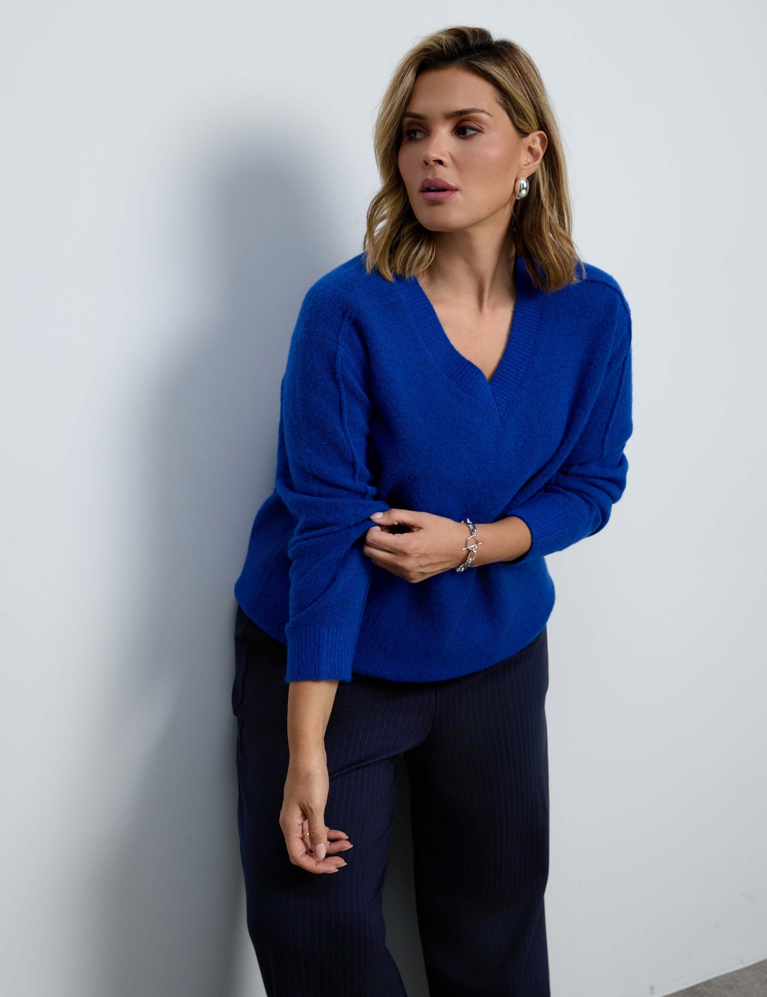 Wool Blend V-Neck Knitted Jumper 3 of 5