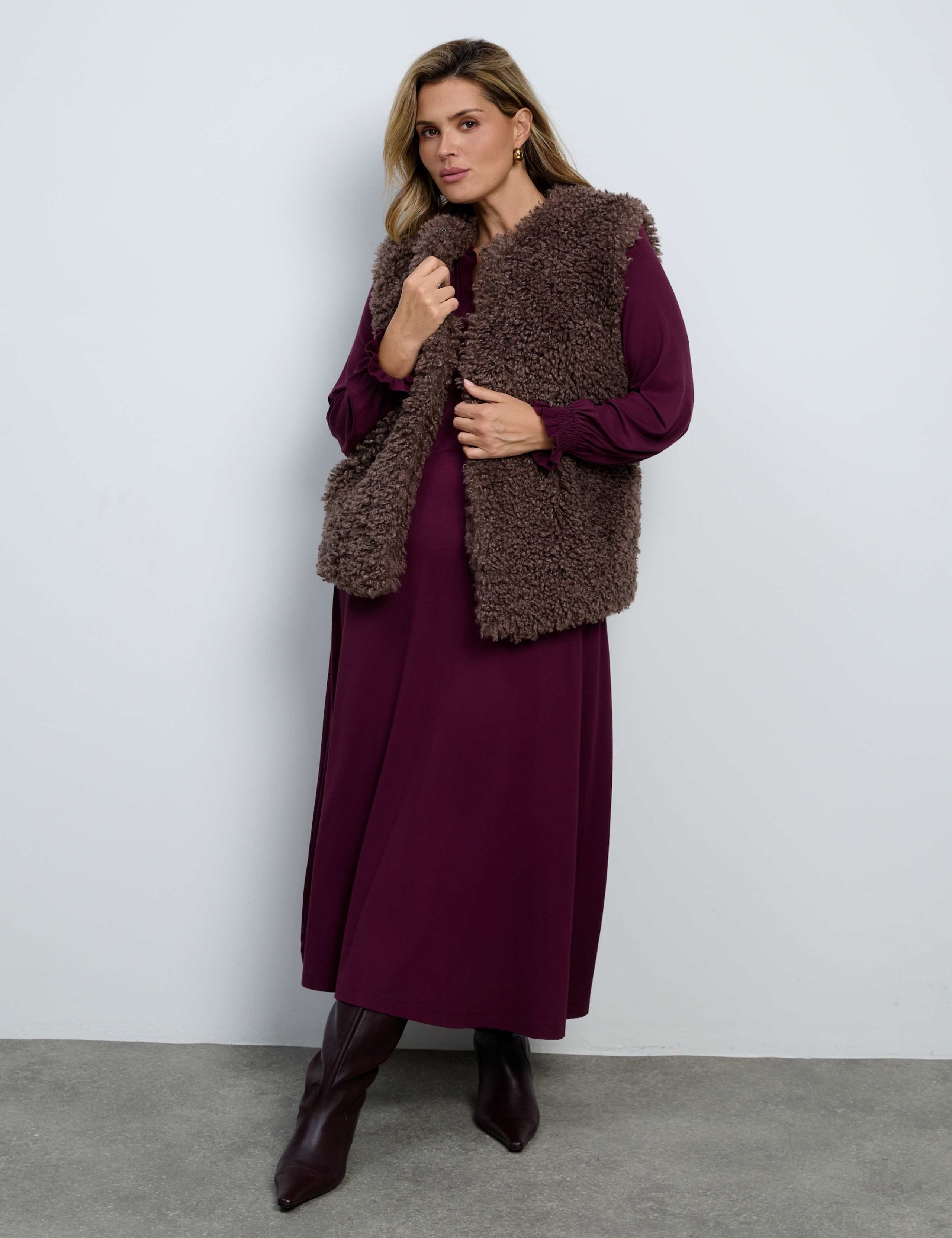 Faux Shearling Gilet 5 of 11