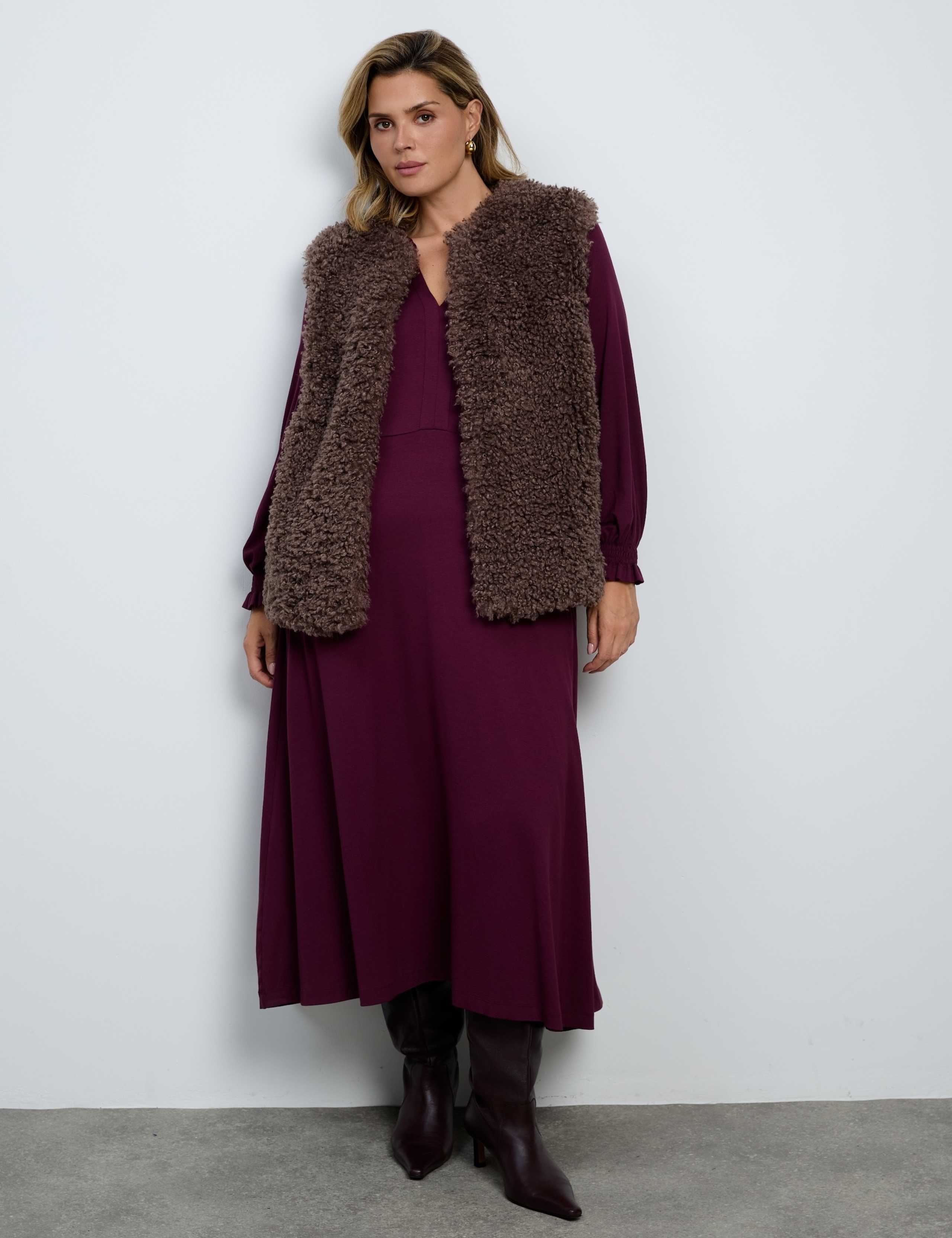 Faux Shearling Gilet 7 of 11