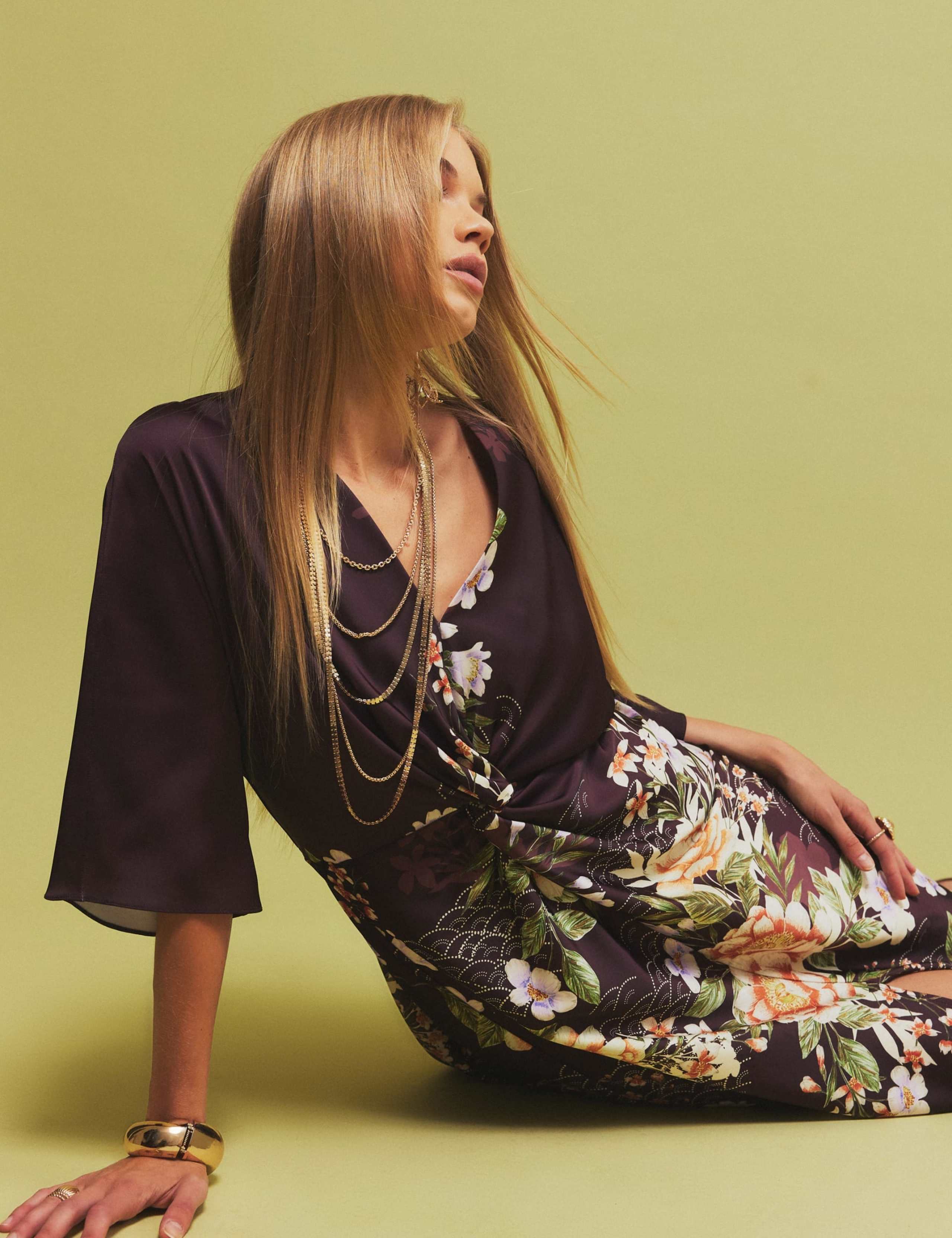 Printed V Neck Twist Front Midi Shift Dress 6 of 6