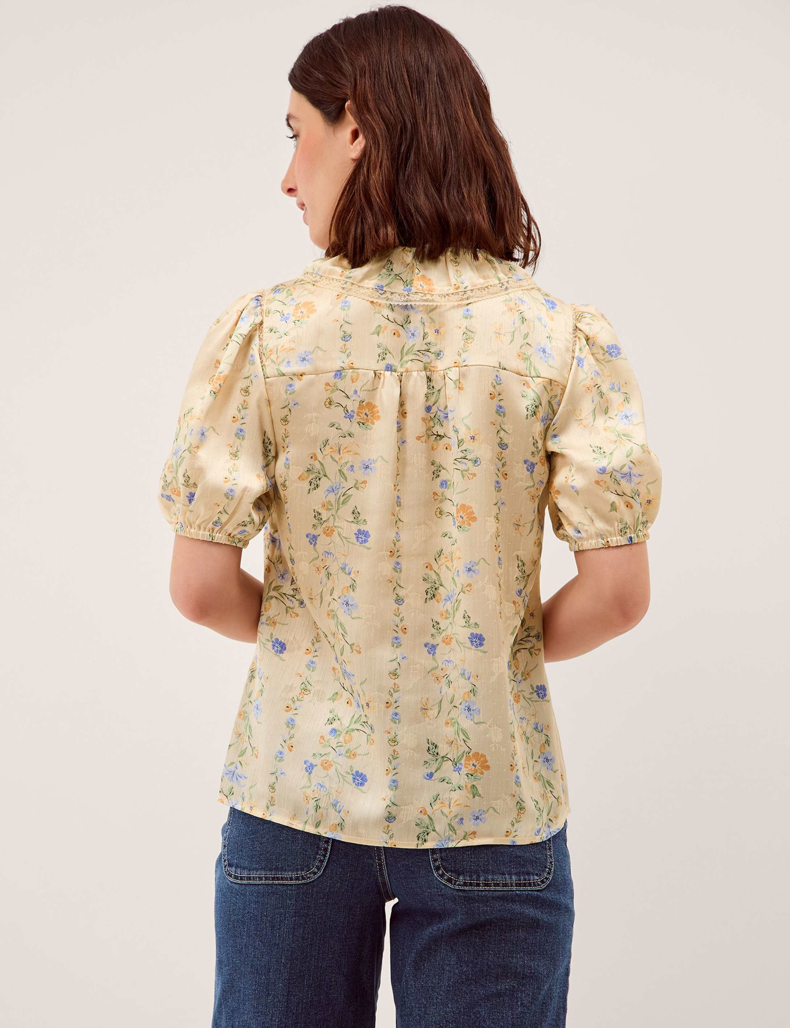Lace Floral Collared Puff Sleeve Blouse 4 of 5