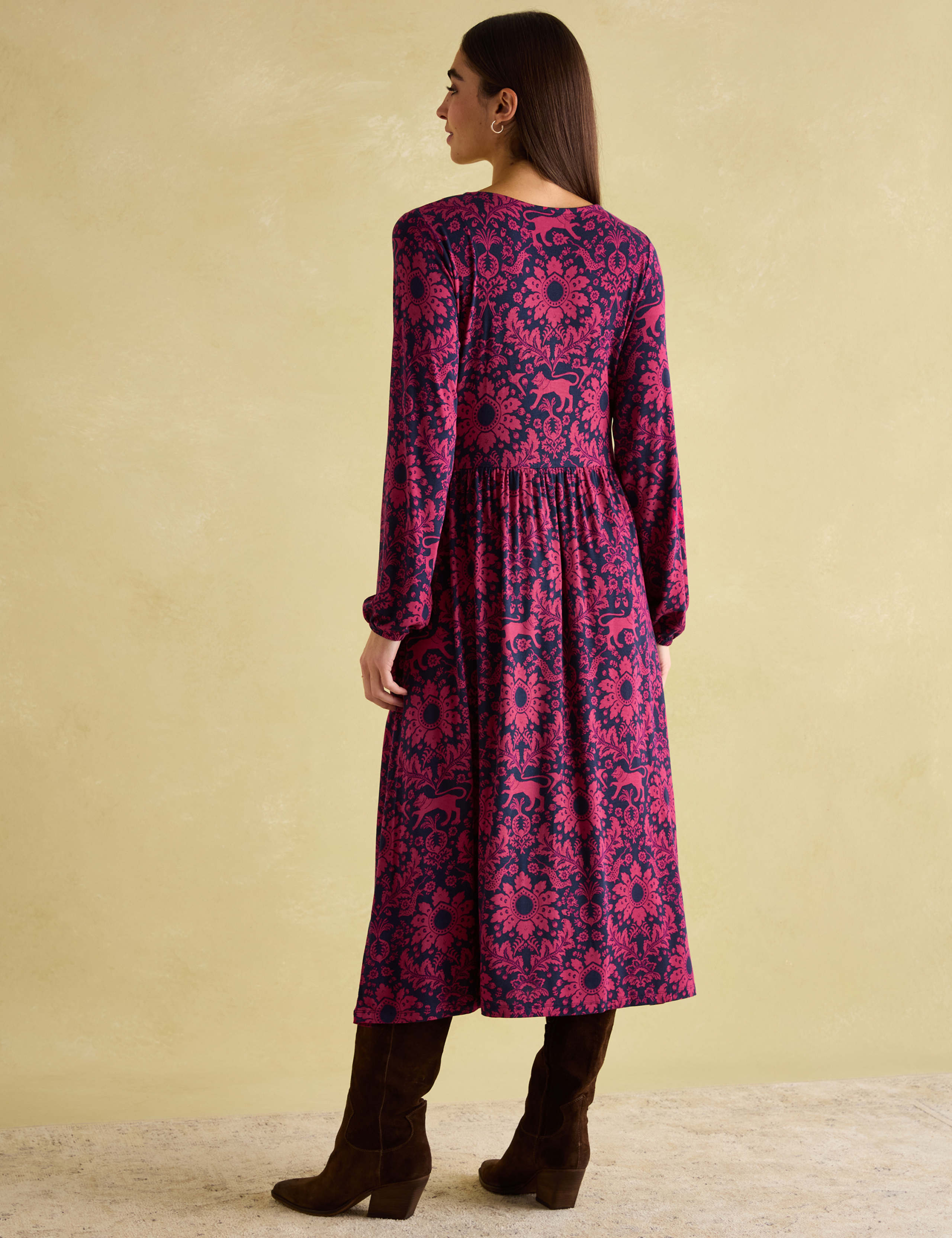 Geometric V-Neck Midi Waisted Dress 3 of 5