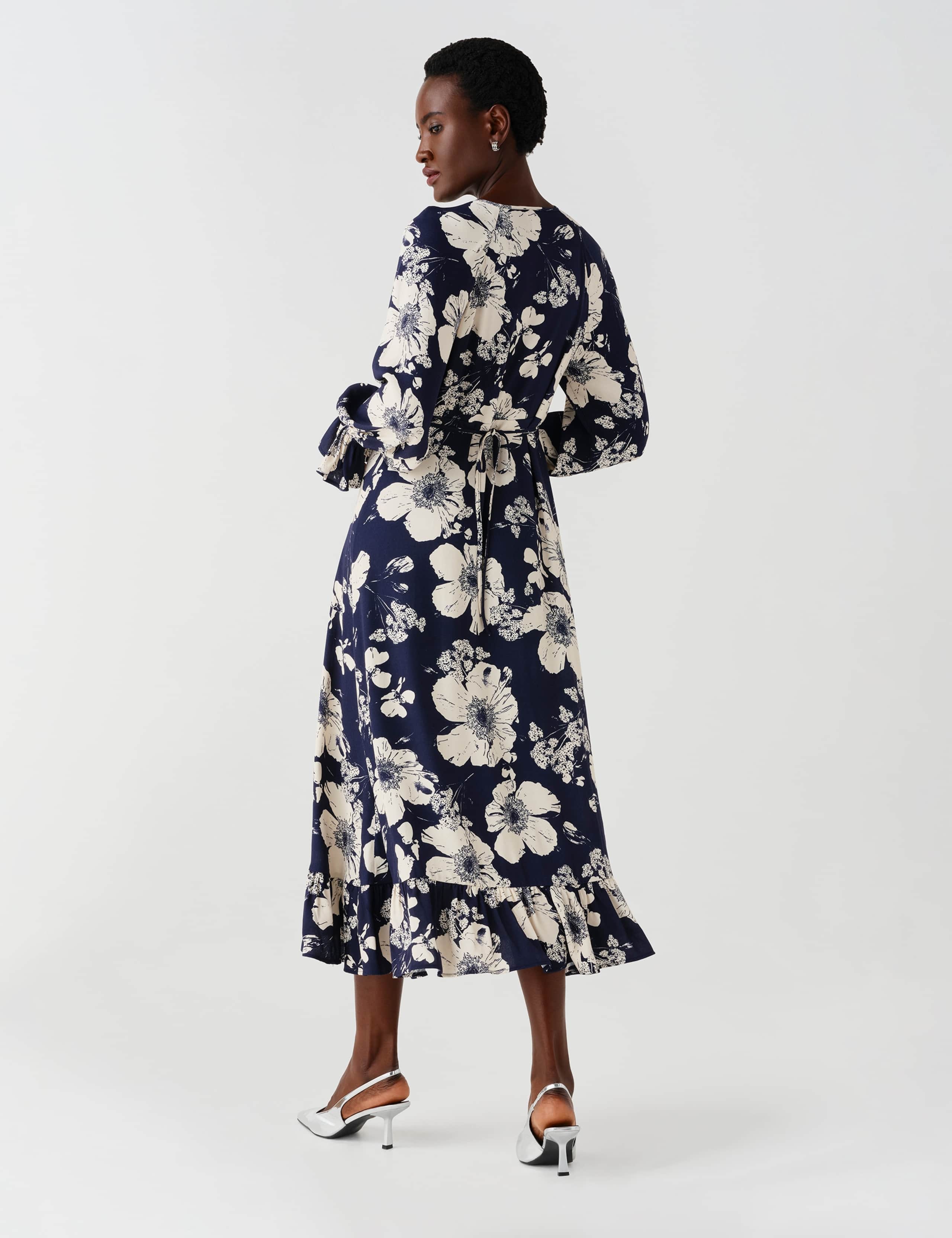 Crepe Floral Keyhole Midi Tea Dress 6 of 8