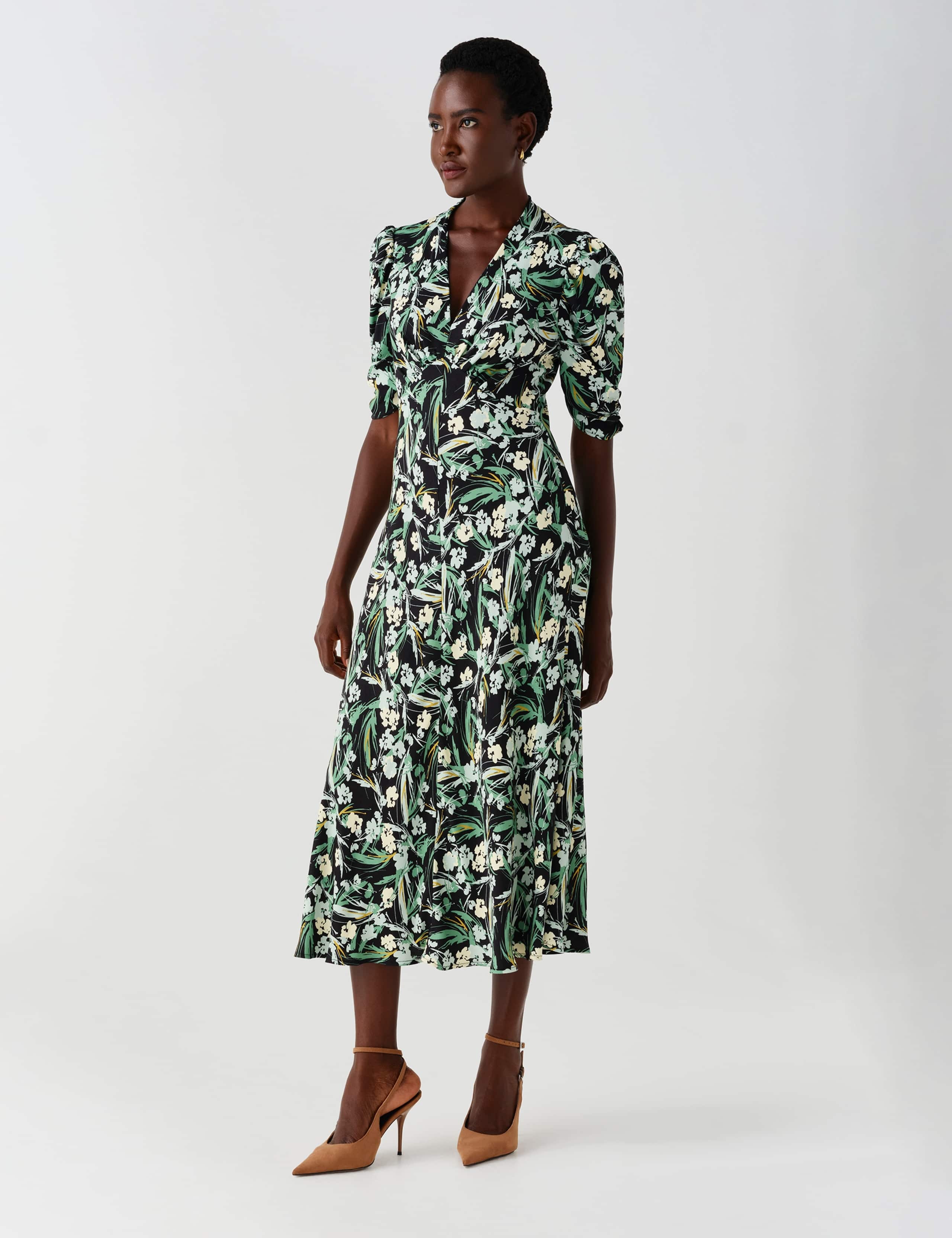 Crepe Floral V Neck Puff Sleeve Tea Dress 2 of 8