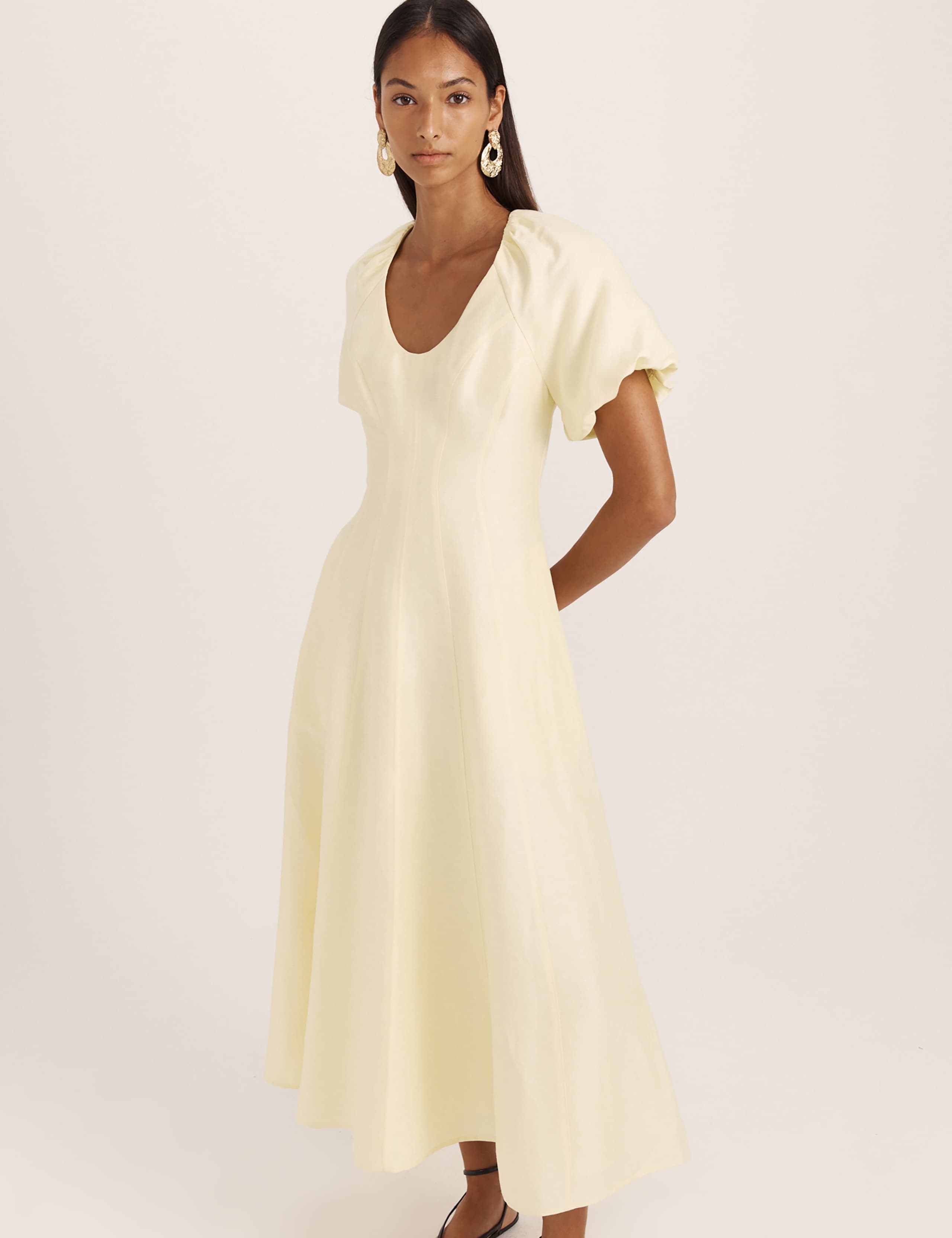 Linen Rich Scoop Neck Midi Waisted Dress 3 of 7
