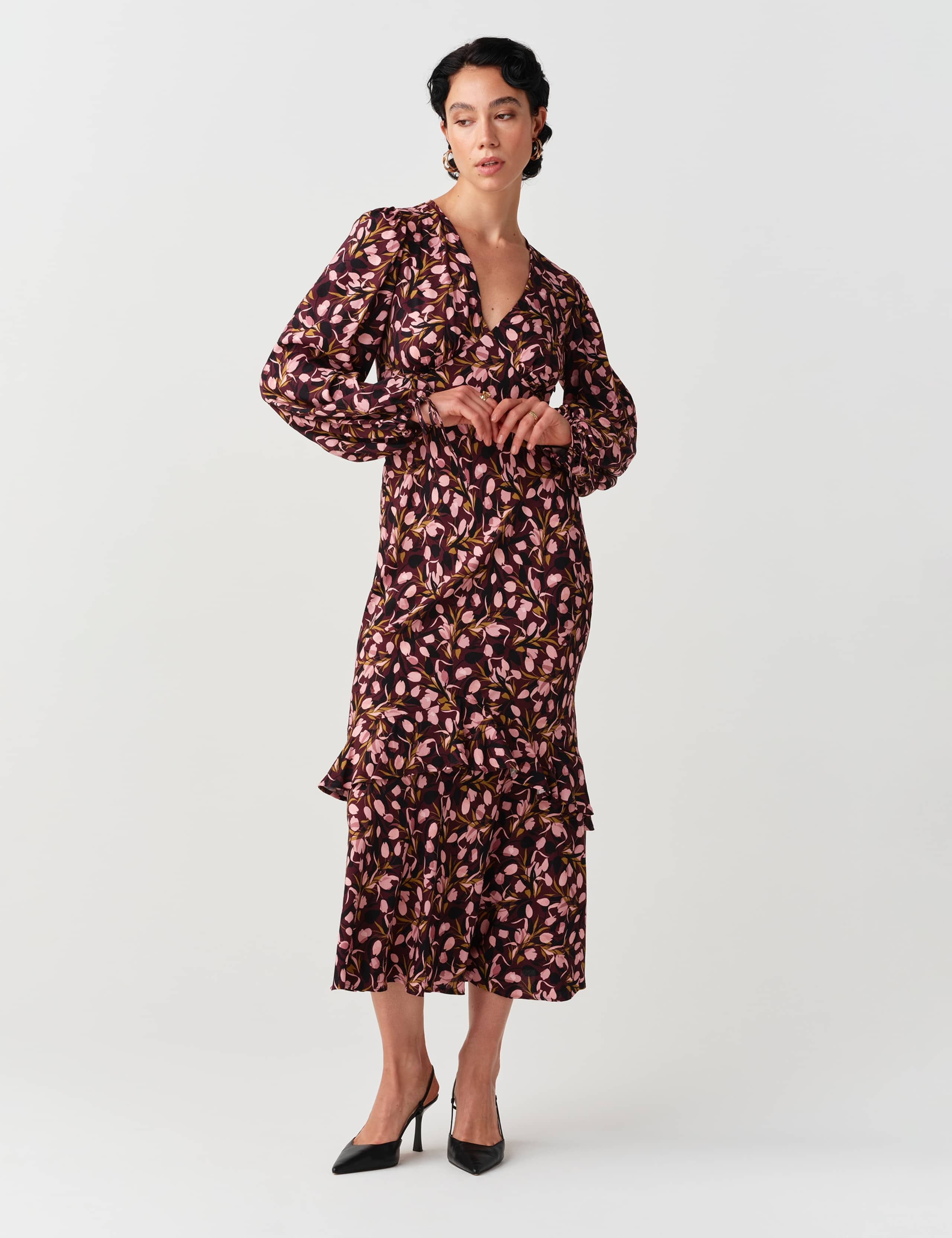 Crepe Ditsy Floral V Neck Midi Waisted Dress 7 of 11