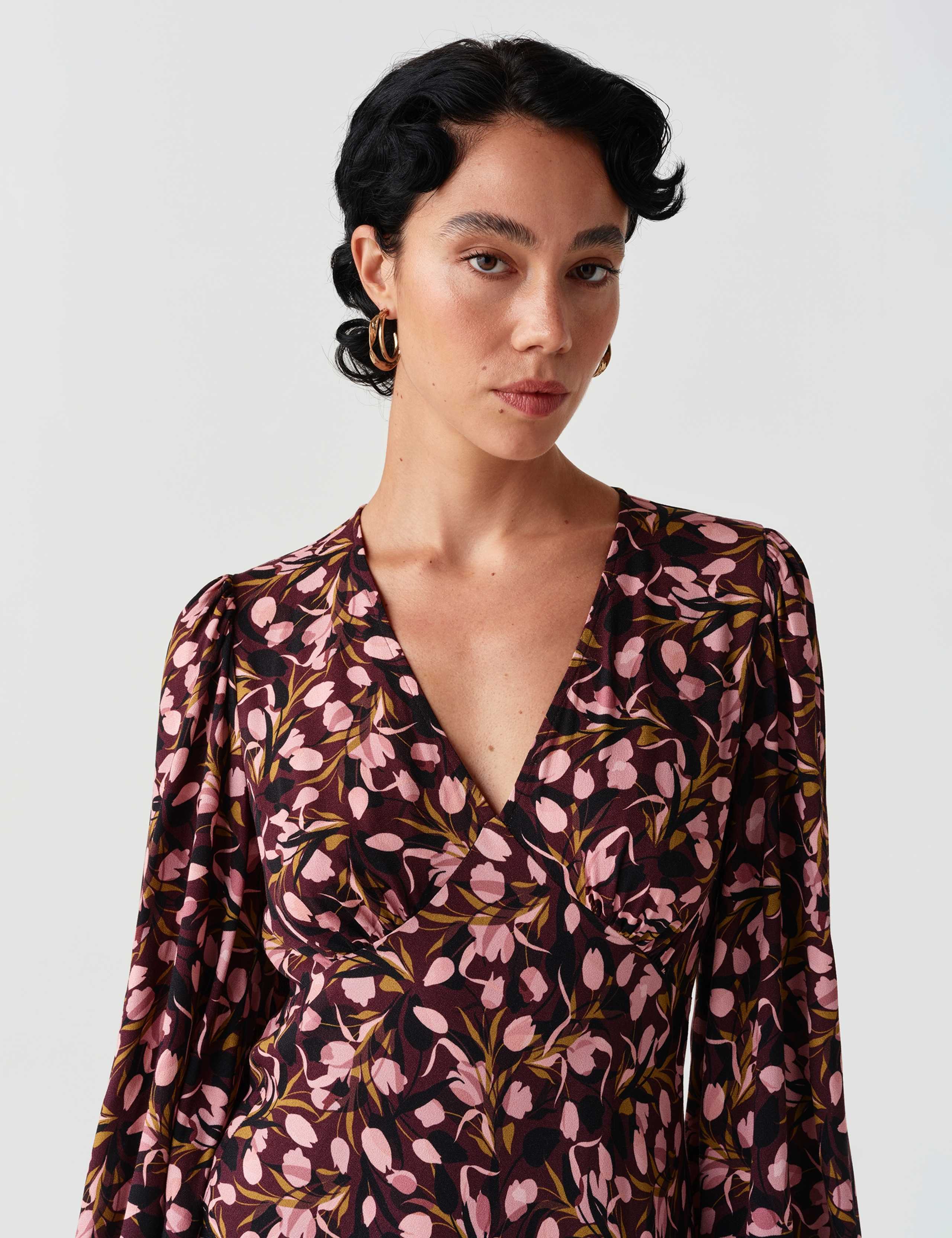Crepe Ditsy Floral V Neck Midi Waisted Dress 8 of 11