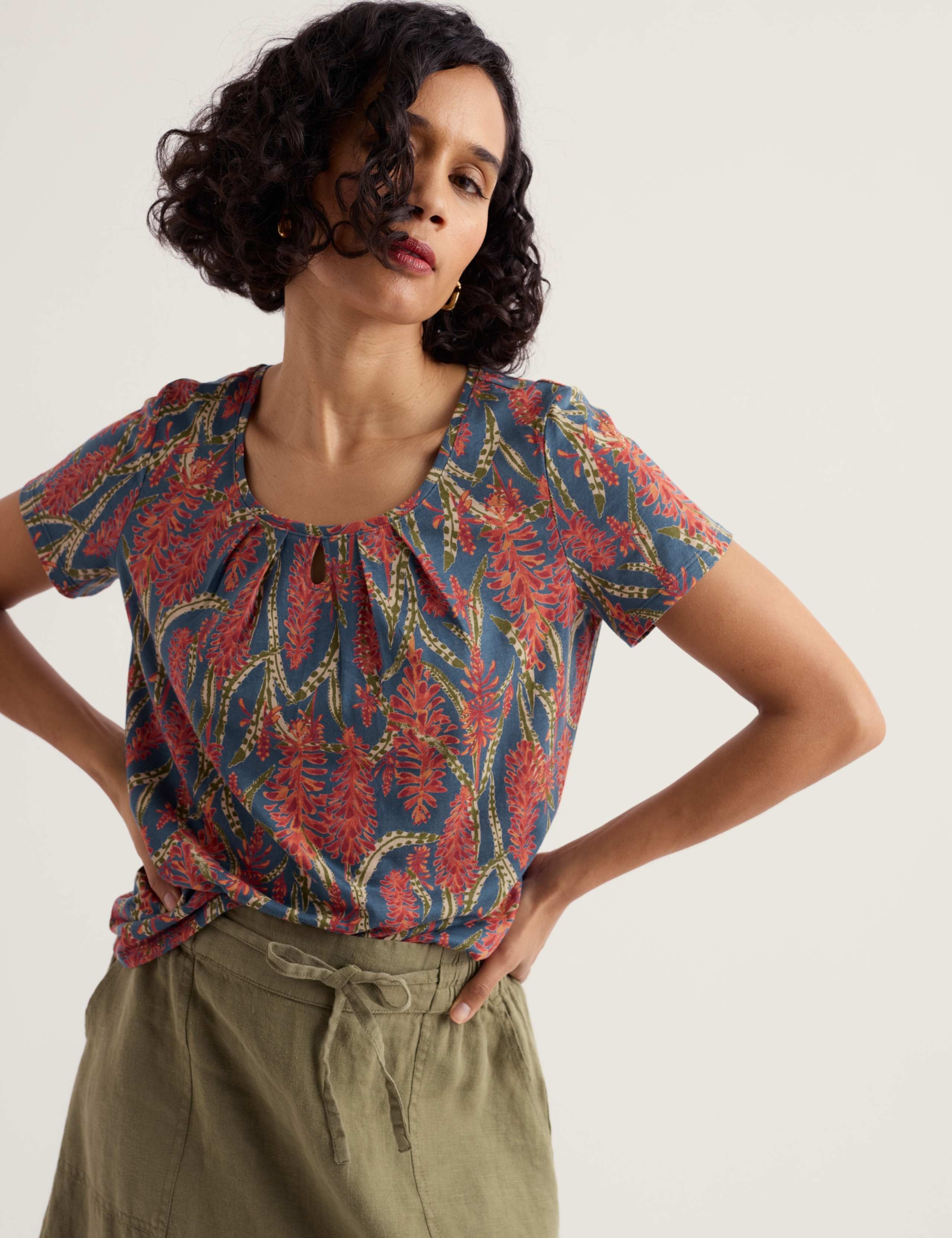 Cotton Blend Floral Keyhole T-Shirt 4 of 5