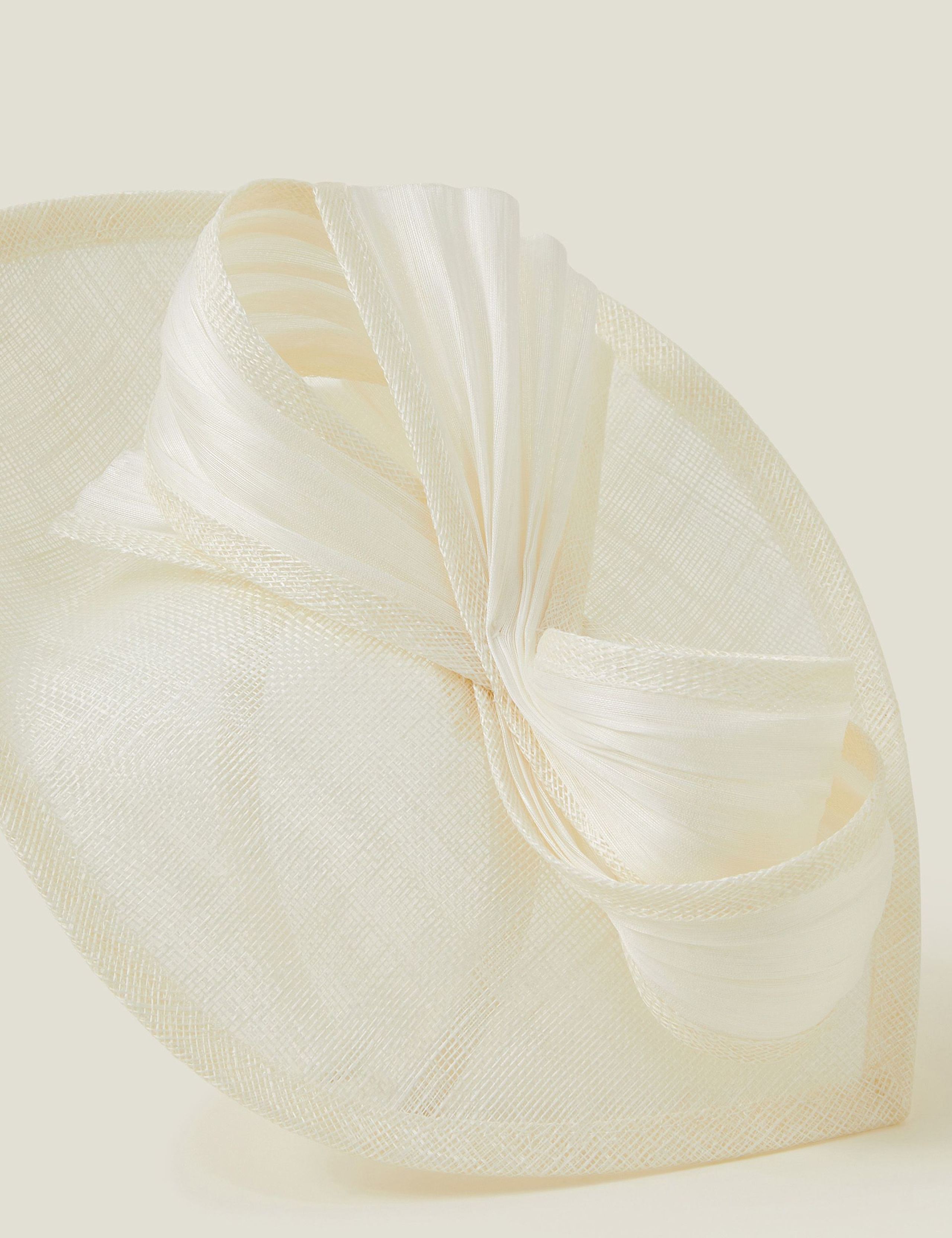 Bow Fascinator 4 of 4