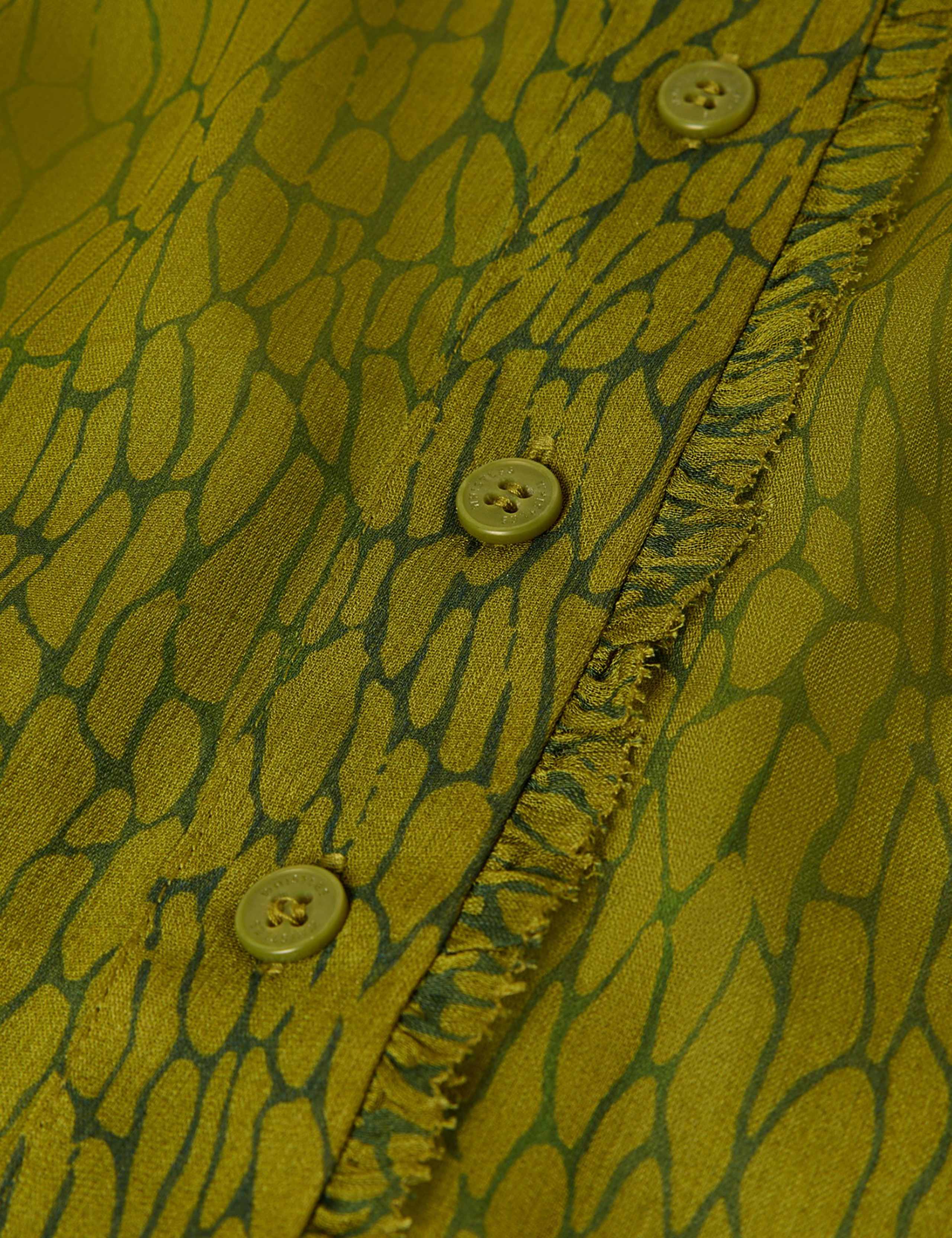 Dragonfly Print V-Neck Ruffle Collar Blouse 6 of 6