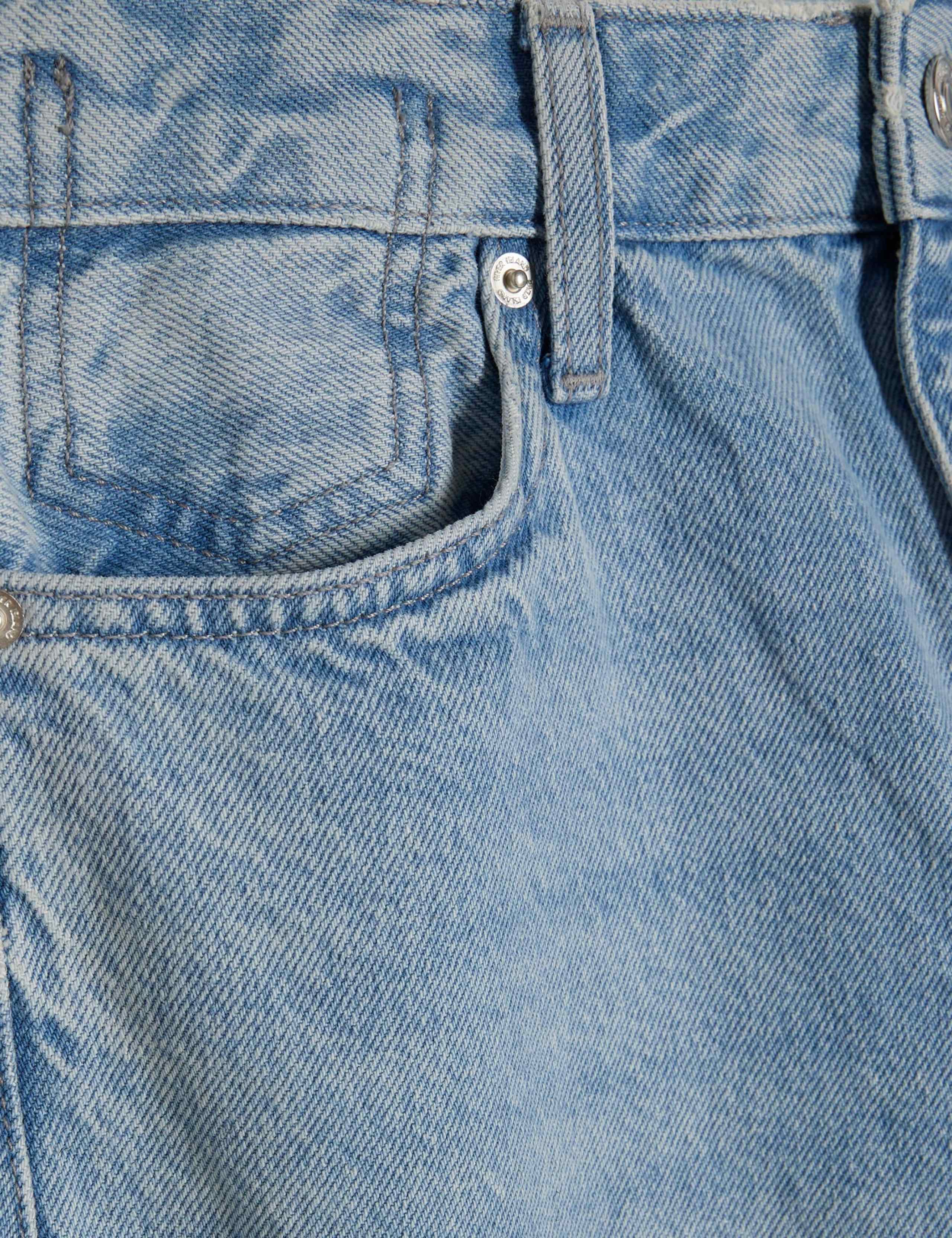 Twist Seam Raw Hem Barrel Jeans 5 of 5